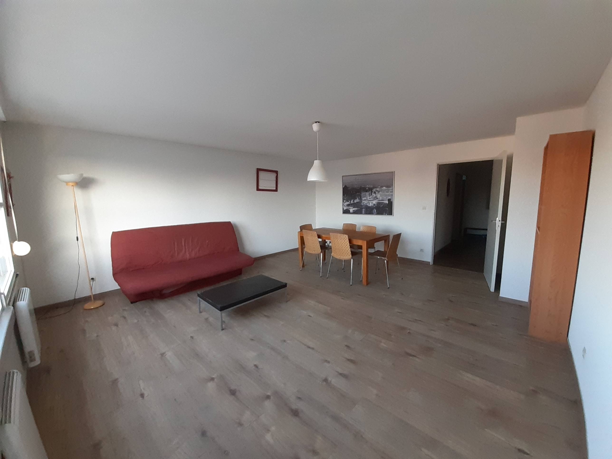 Loue Reims Hypercentre - Beau T3 - 87m²