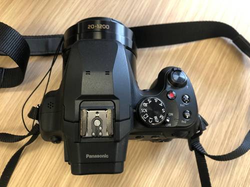 Vends appareil photo neuf Panasonic Lumix FZ82D jamais servi