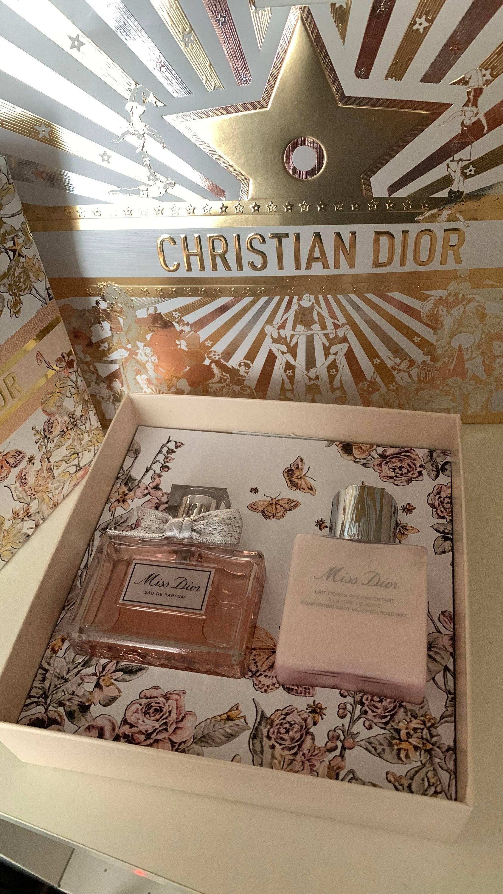 Vends coffret Miss Dior édition limitée