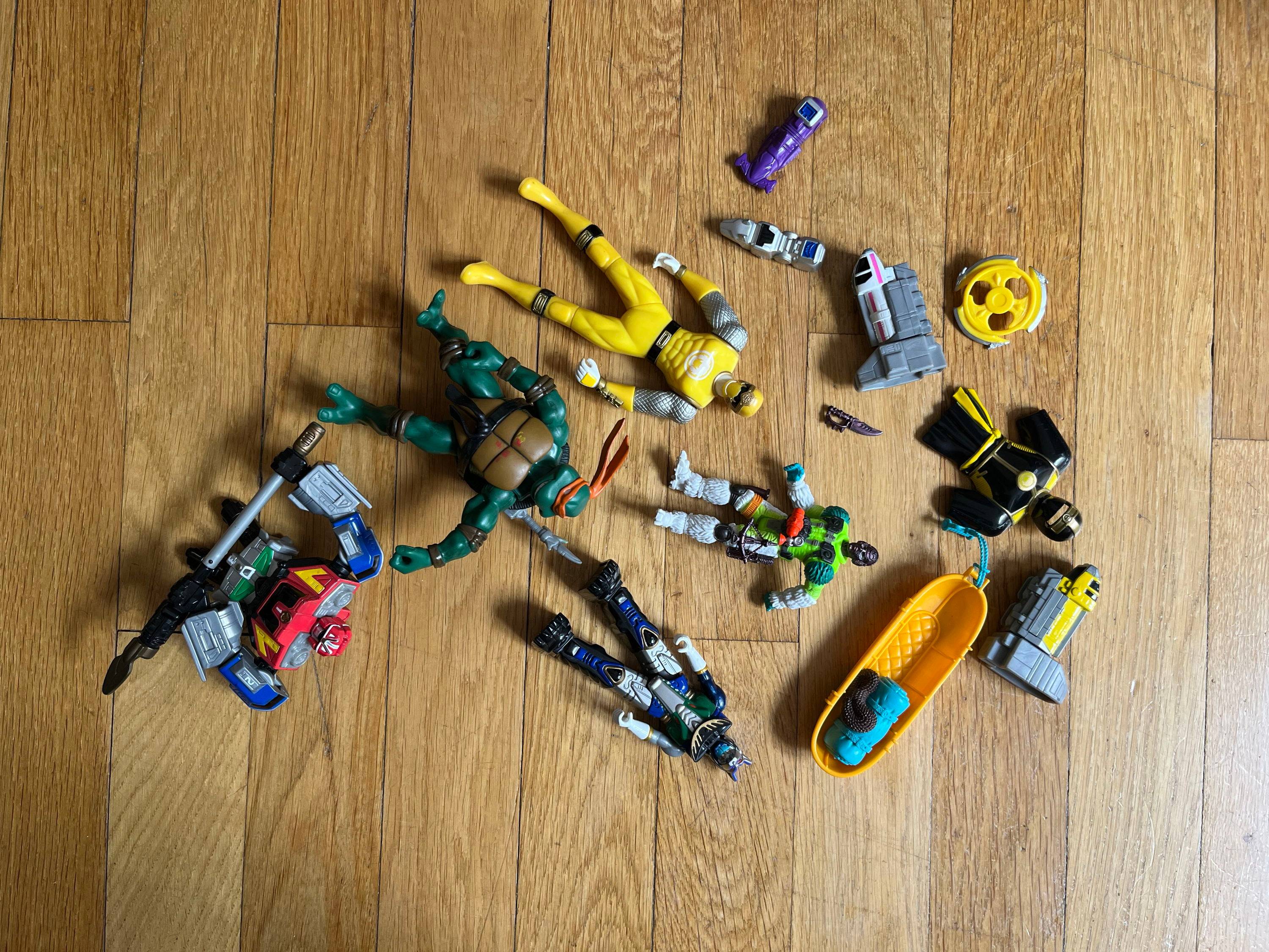 Figurines diverses (Ninja…)