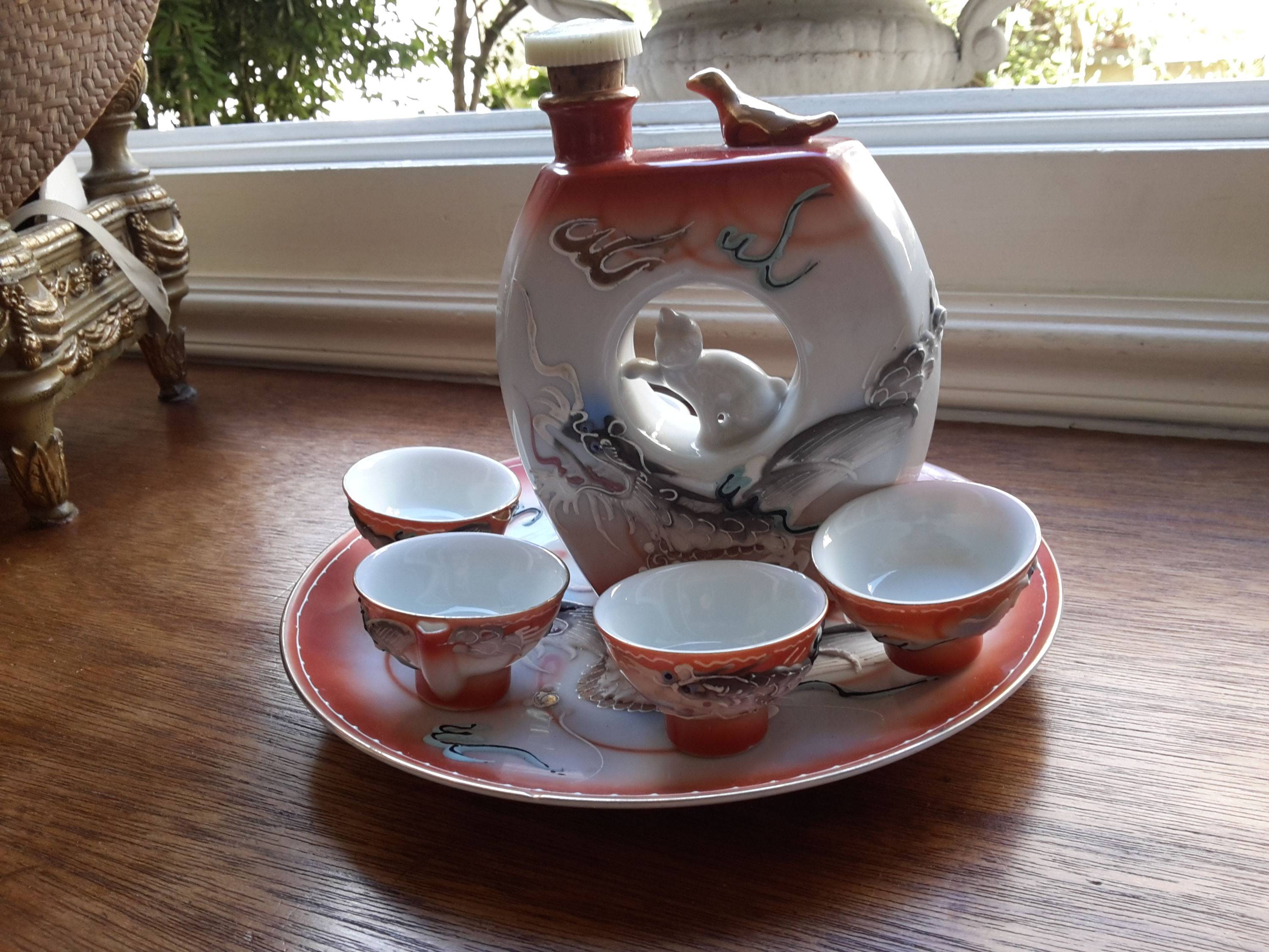 Vends service à saké