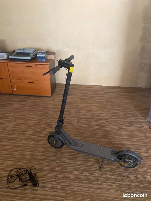 Vends trottinette électrique Xiaomi Essential