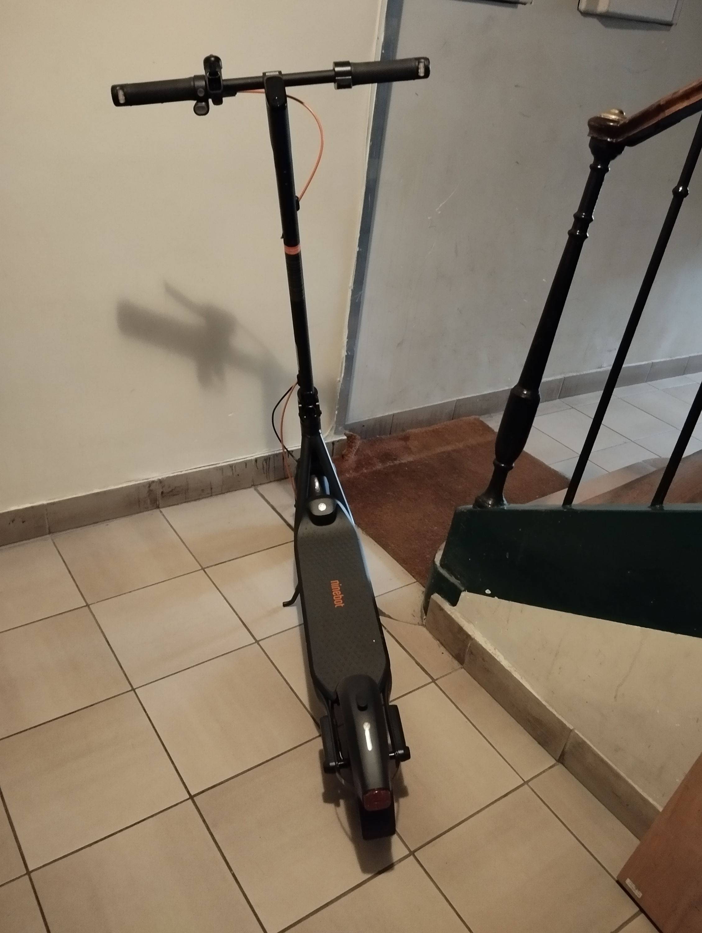 Vends trottinette électrique Ninebot