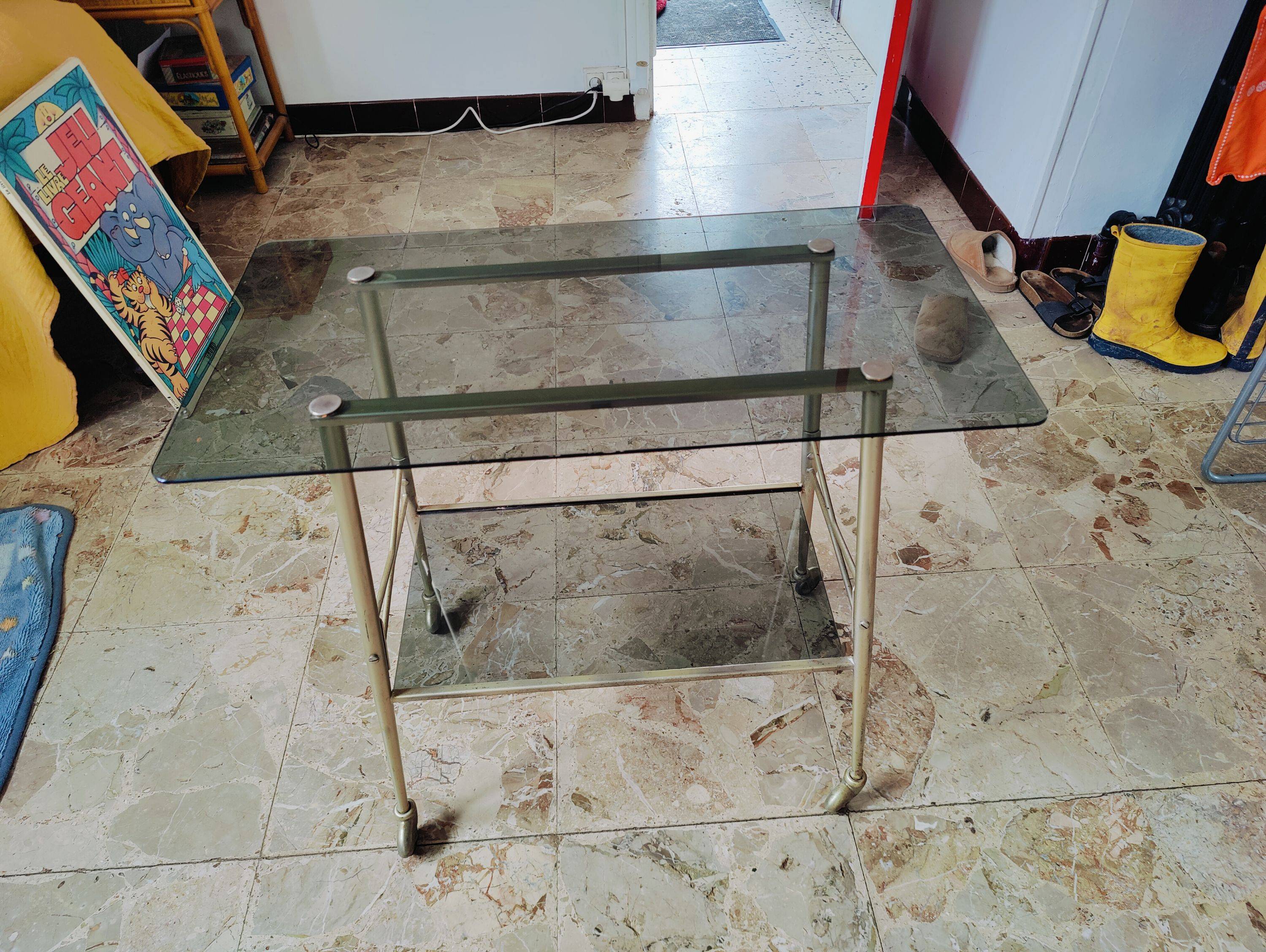 Vends desserte vintage sur roulettes chrome doré et verres fumés