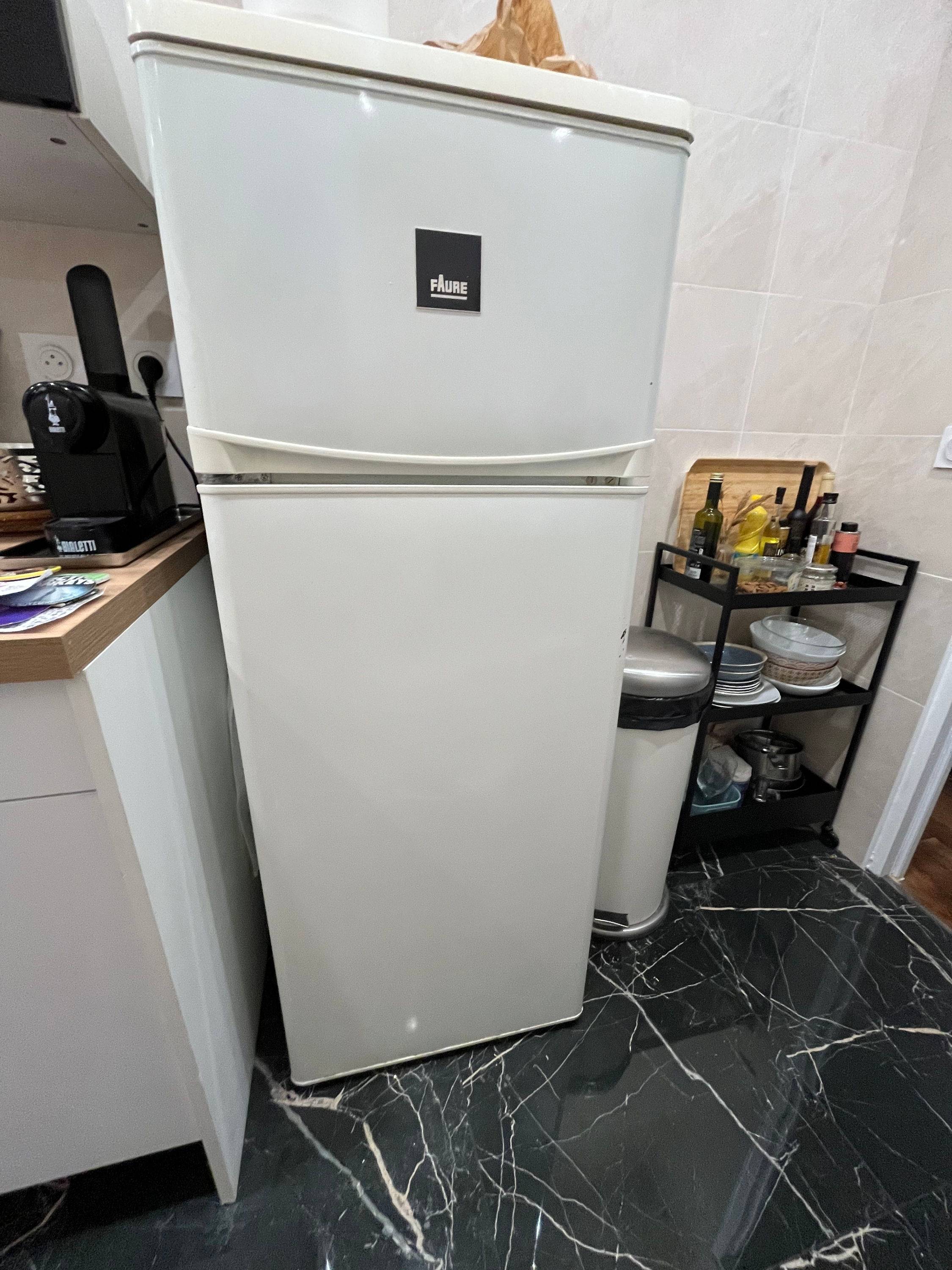 Vends réfrigérateur / congélateur Faure