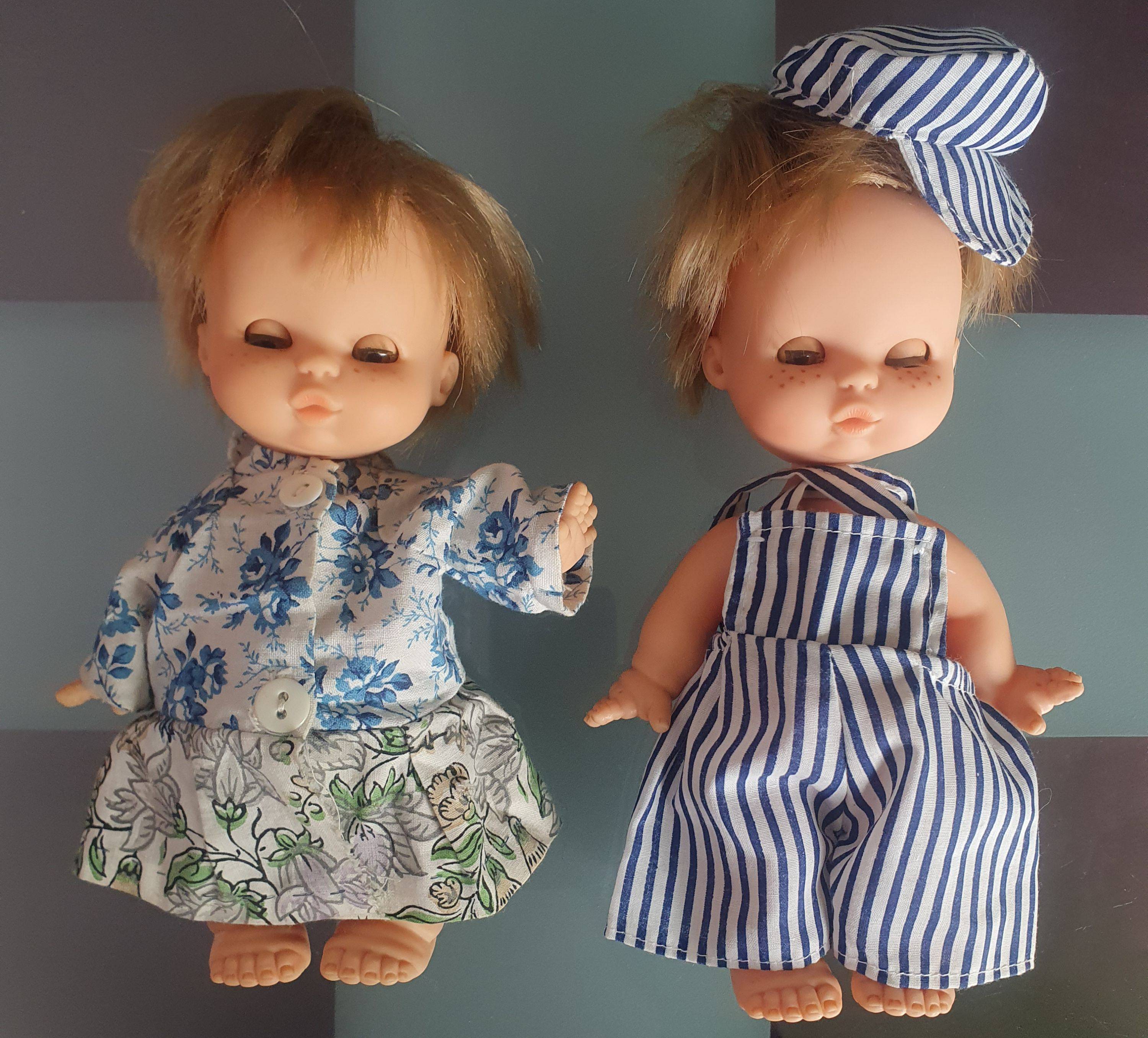 Vends lot de 2 poupons aux yeux dormeurs et tâches de rousseur, Famosa made in Spain, 20 cm, vintage