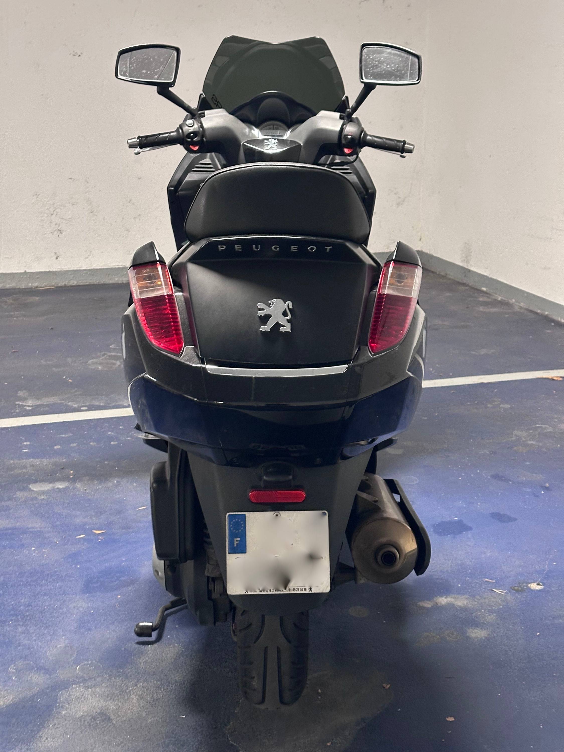 Vends scooter Peugeot Satellis, 2010, 27500km