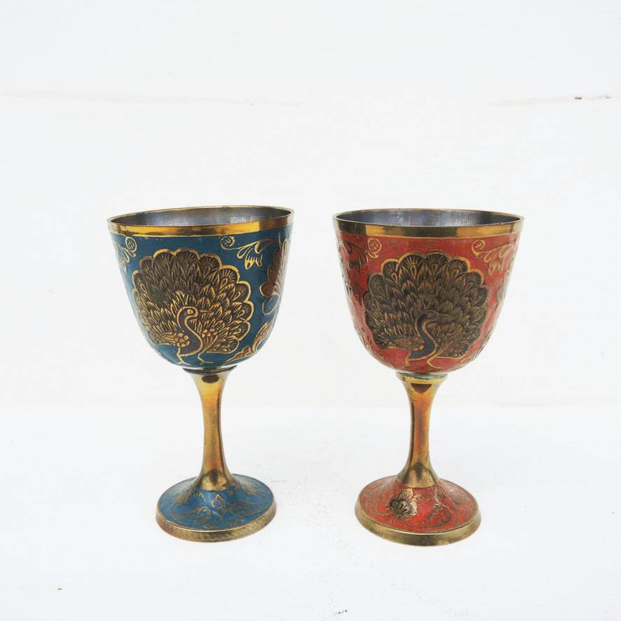 2 Anciens Verres à Pied en Laiton Emaillé avec Décor Paon