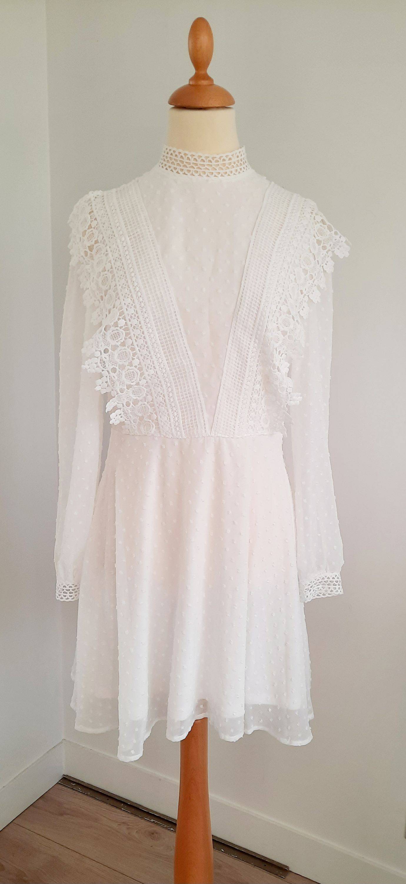 Vends robe blanche légère - Taille XS