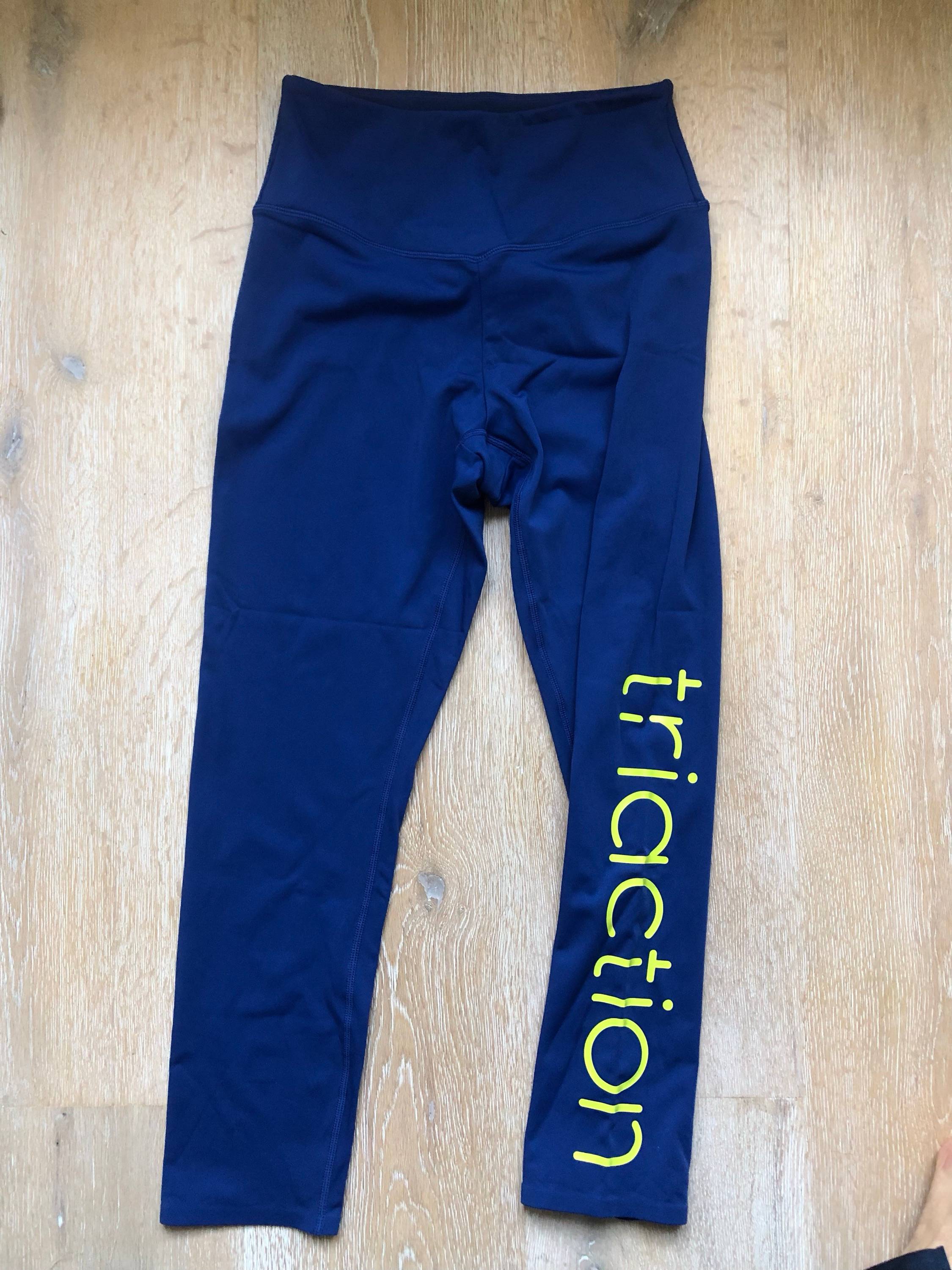 Vends legging et brassière Triumph T1