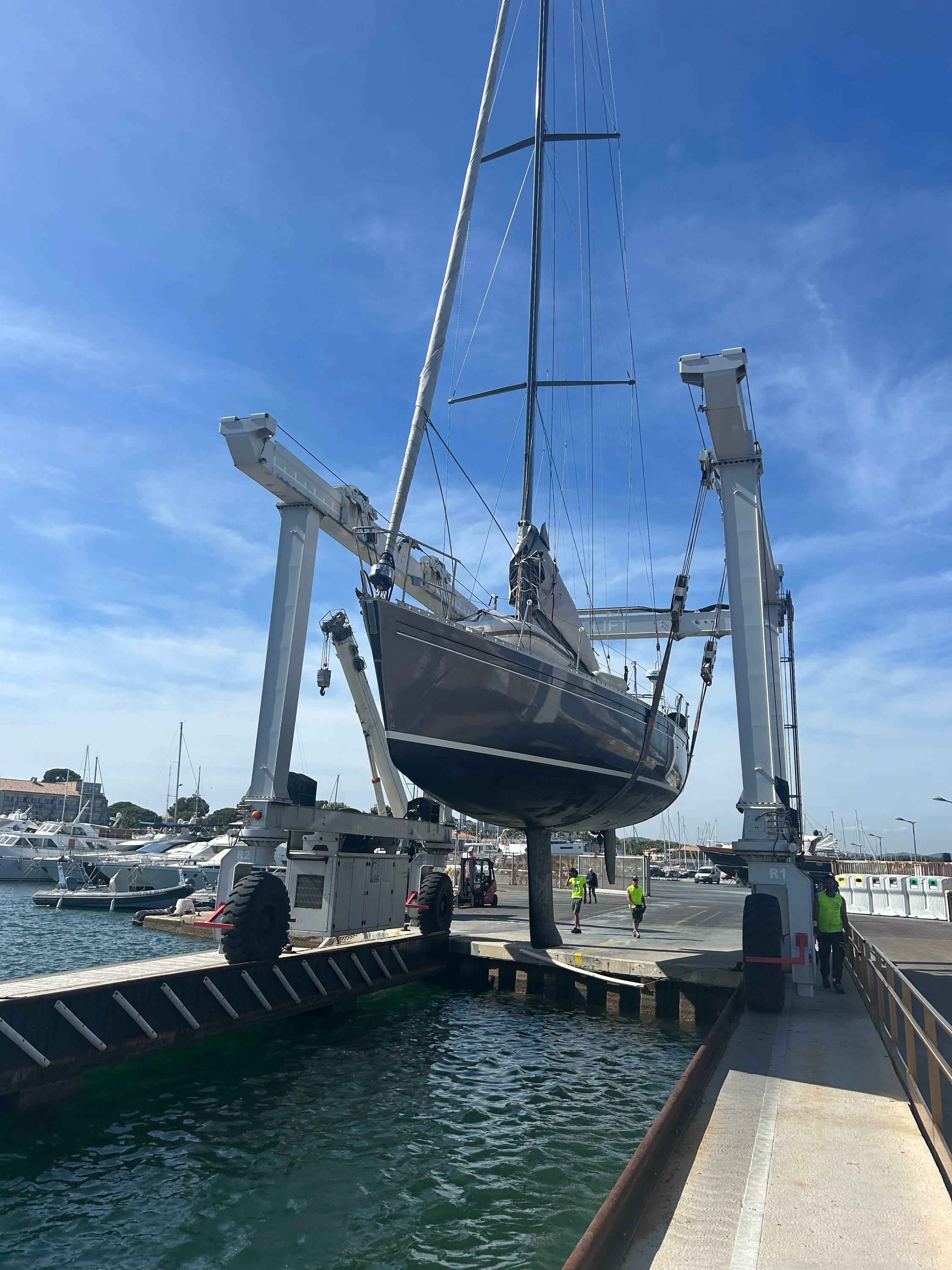 Vends voilier Beneteau First 53F5  (second à Sydney Hobart)
