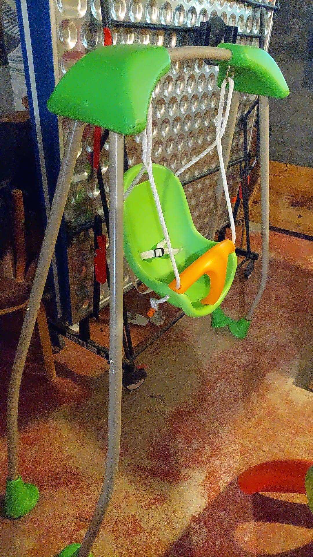 Vends balançoire bébé extérieure