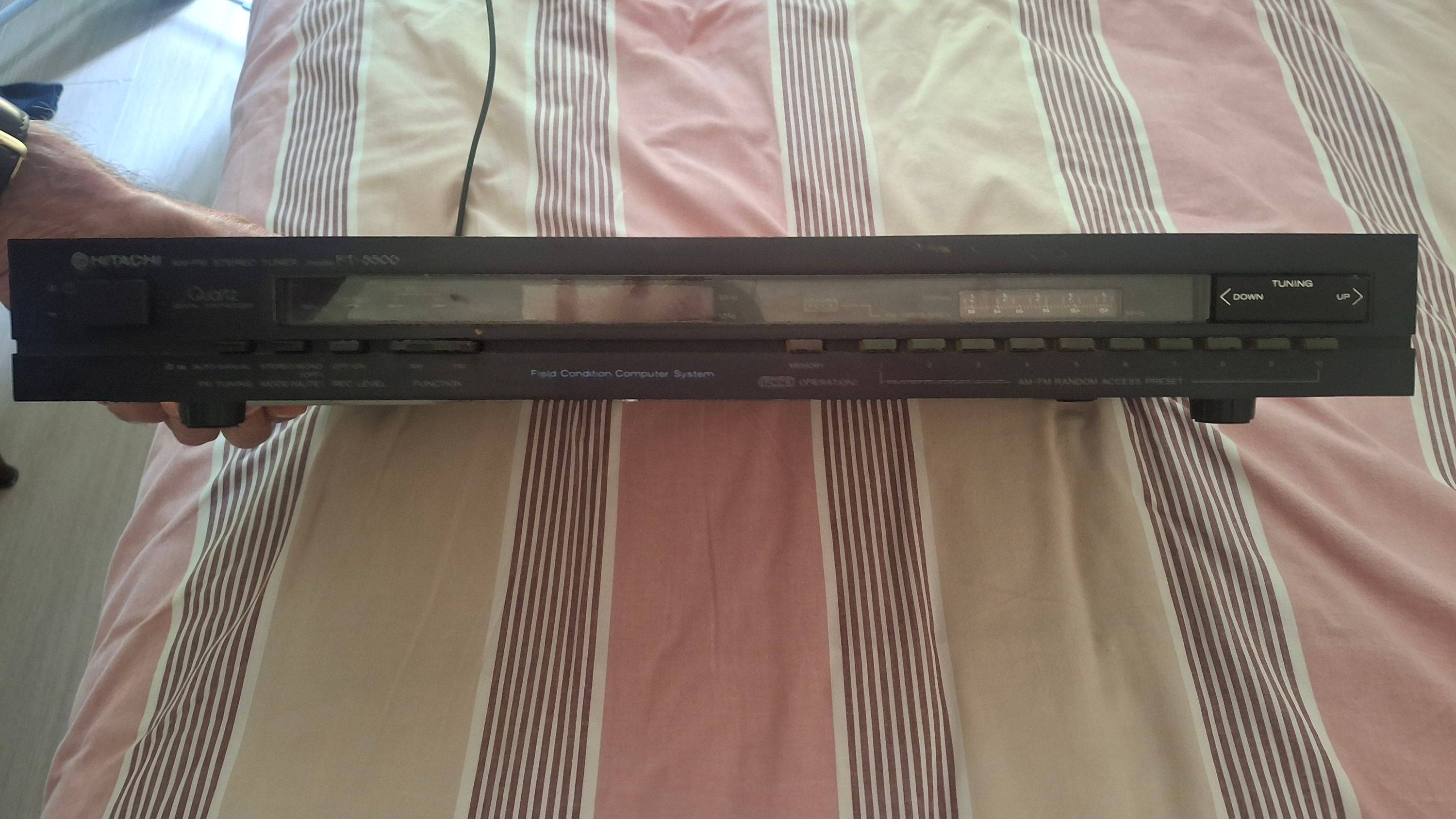 Vends platine tuner FM Hitachi FT-5500