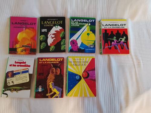 Vends Langelot 7 livres cartonnés