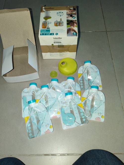 Matériel pour gourdes bébé maison