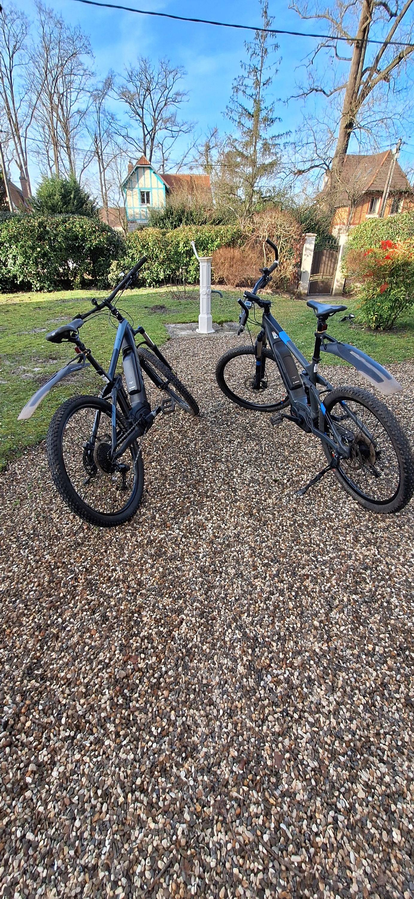 Vends 2 vélos électrique