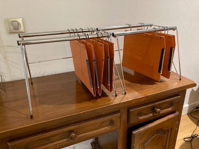 Vends supports dossiers