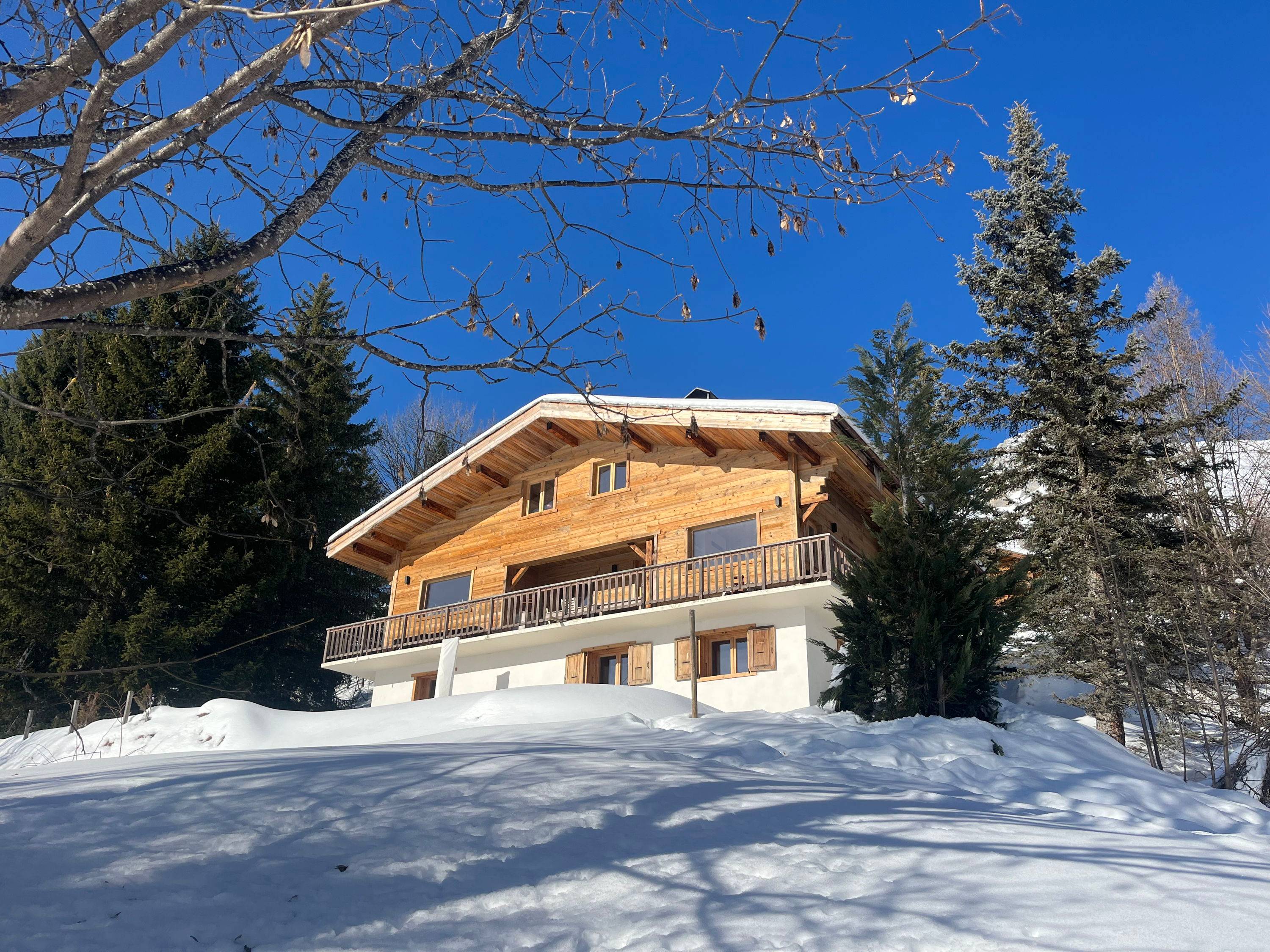 Loue chalet familial fonctionnel et charmant en face des pistes - 14 couchages - Le Grand-Bornand (74)