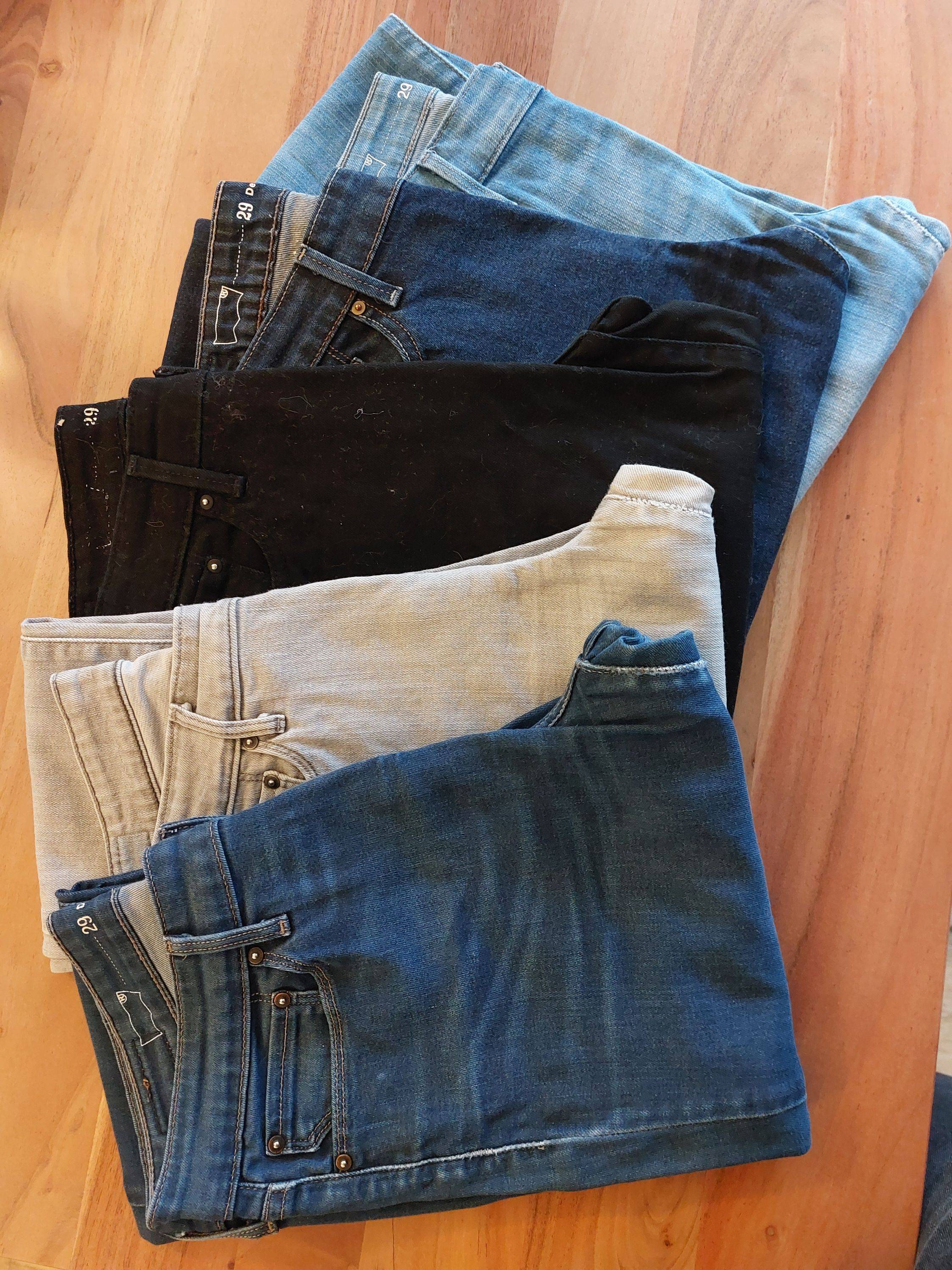 Vends lot de 5 jeans Levi's Demi Curve - Taille M