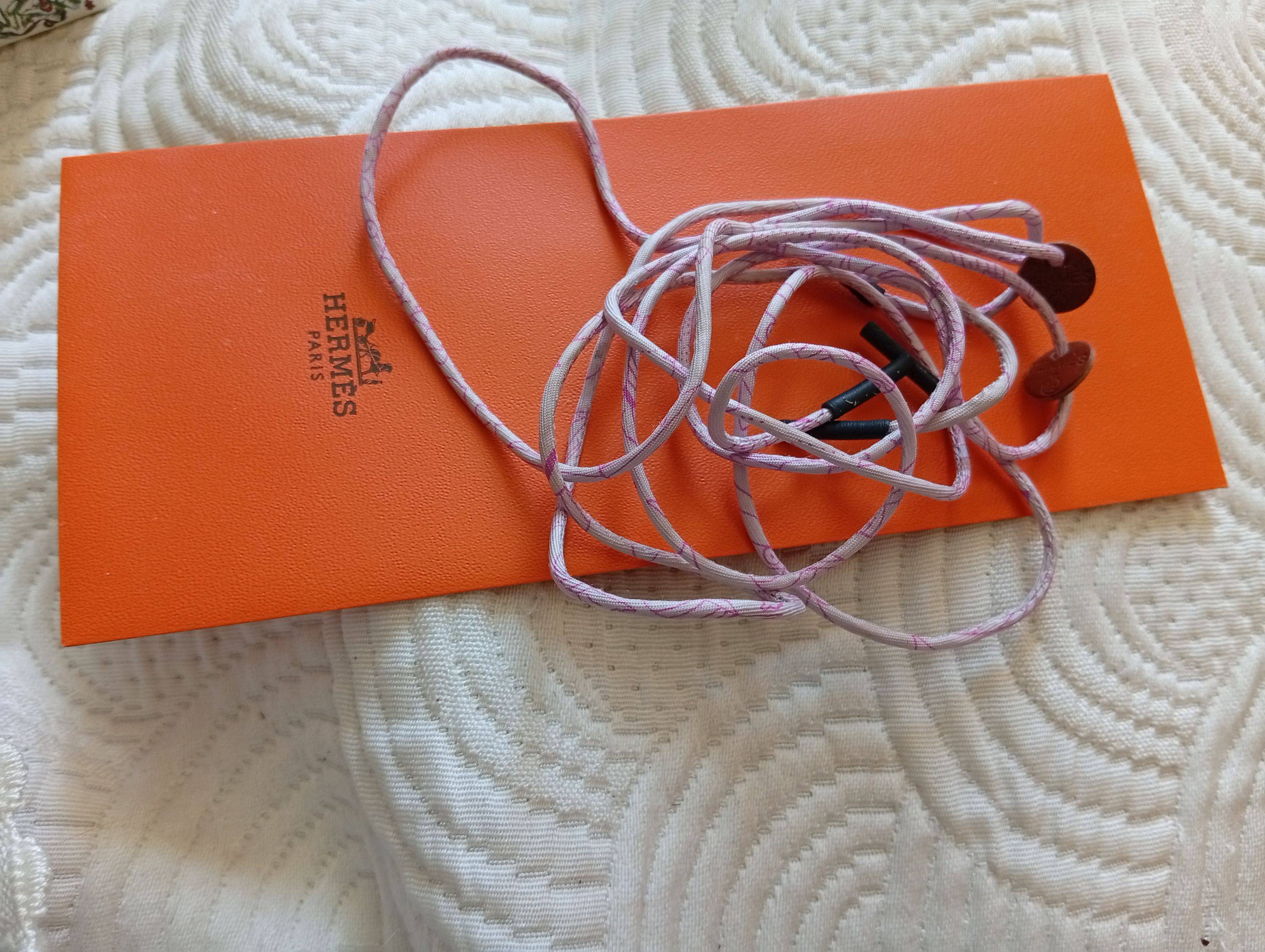 Vends lacets en soie et veau Hermès - Pointure 40