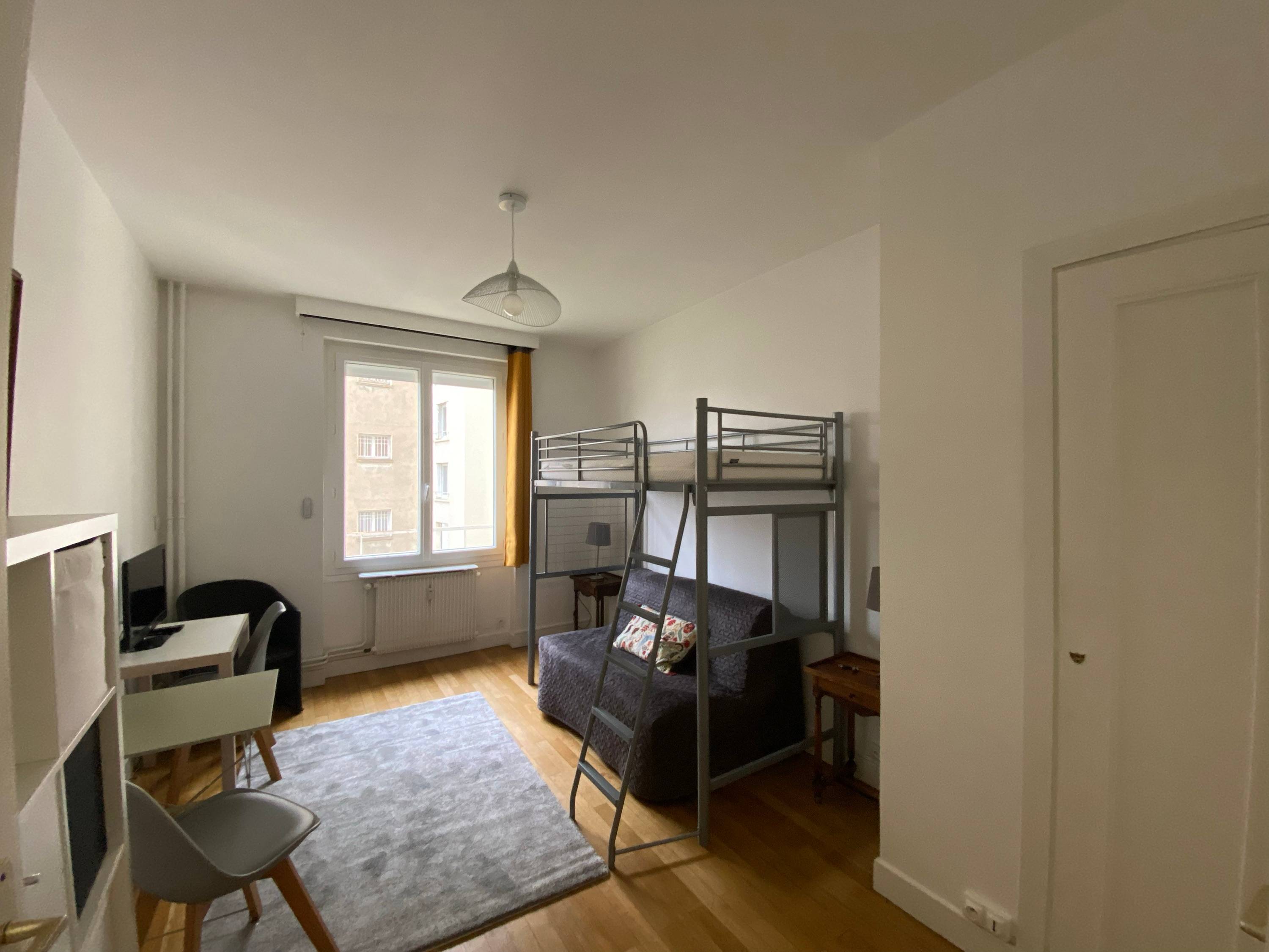 Loue studio meublé 22m²