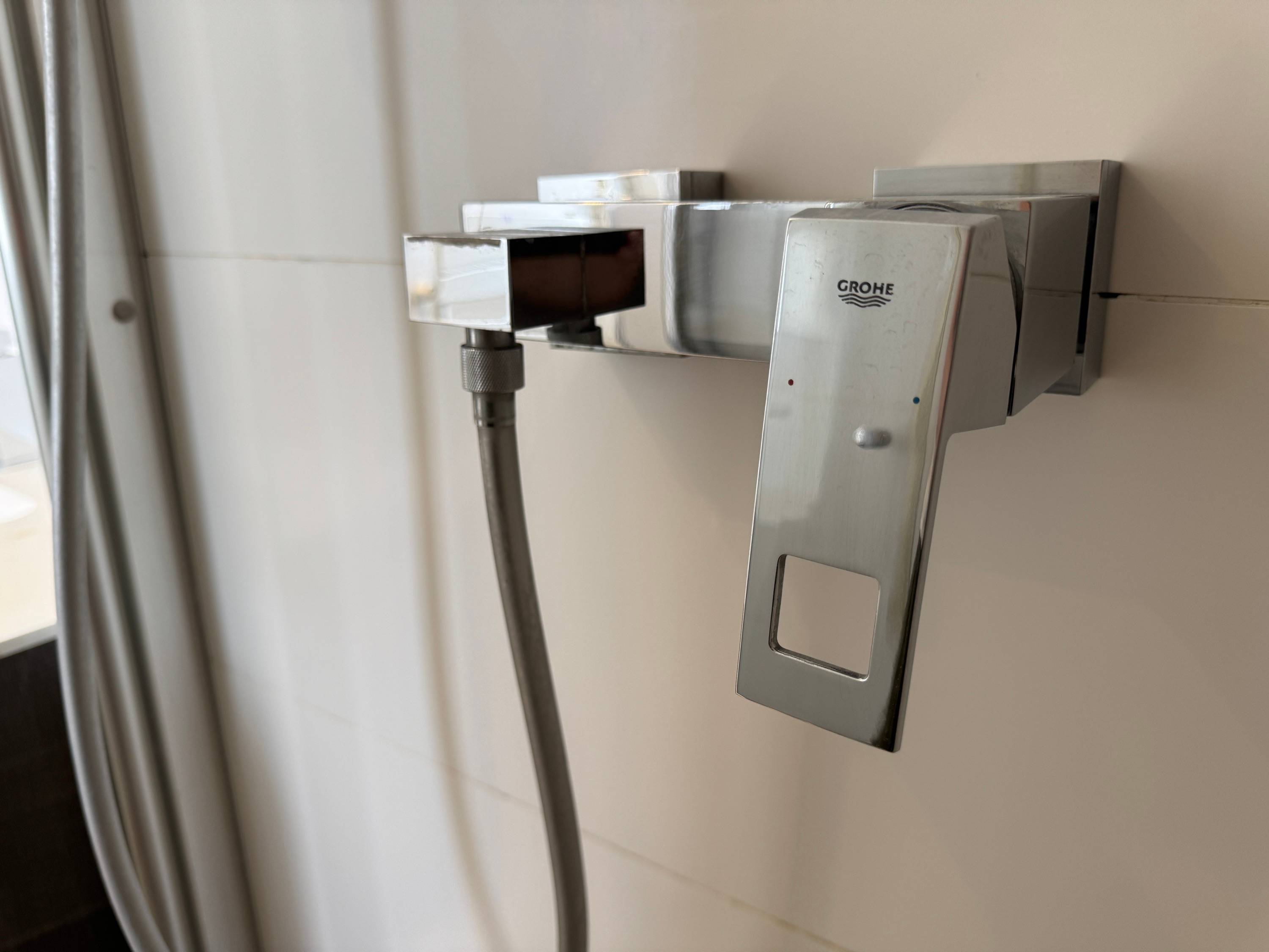 Vends mitigeur de douche monocommande Grohe