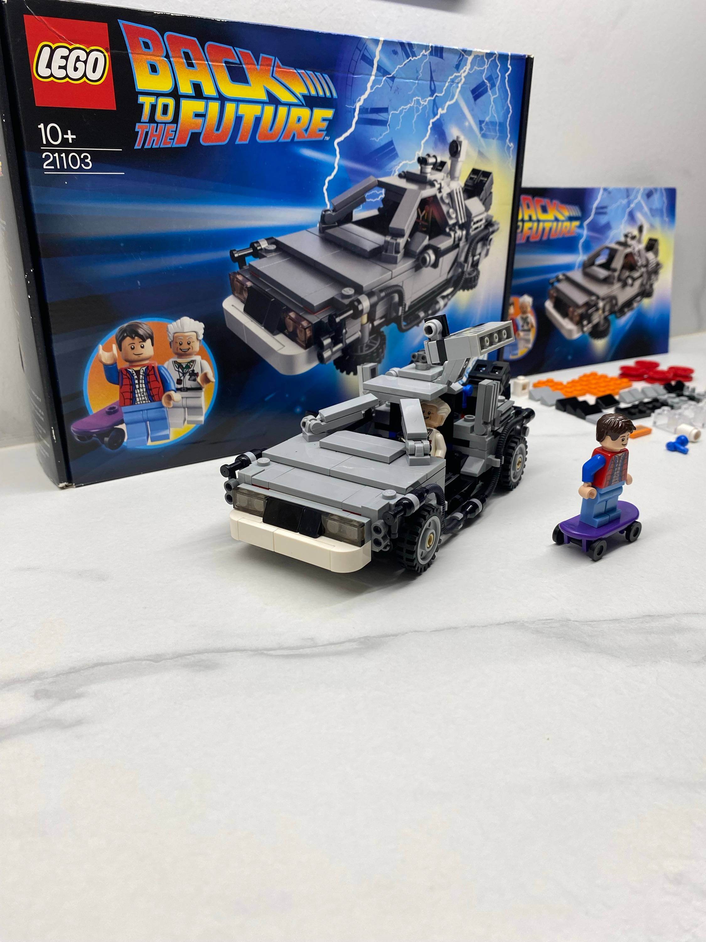 LEGO Ideas 21103 DeLorean Back to the Future – 100% Complet – Rare / Épuisé