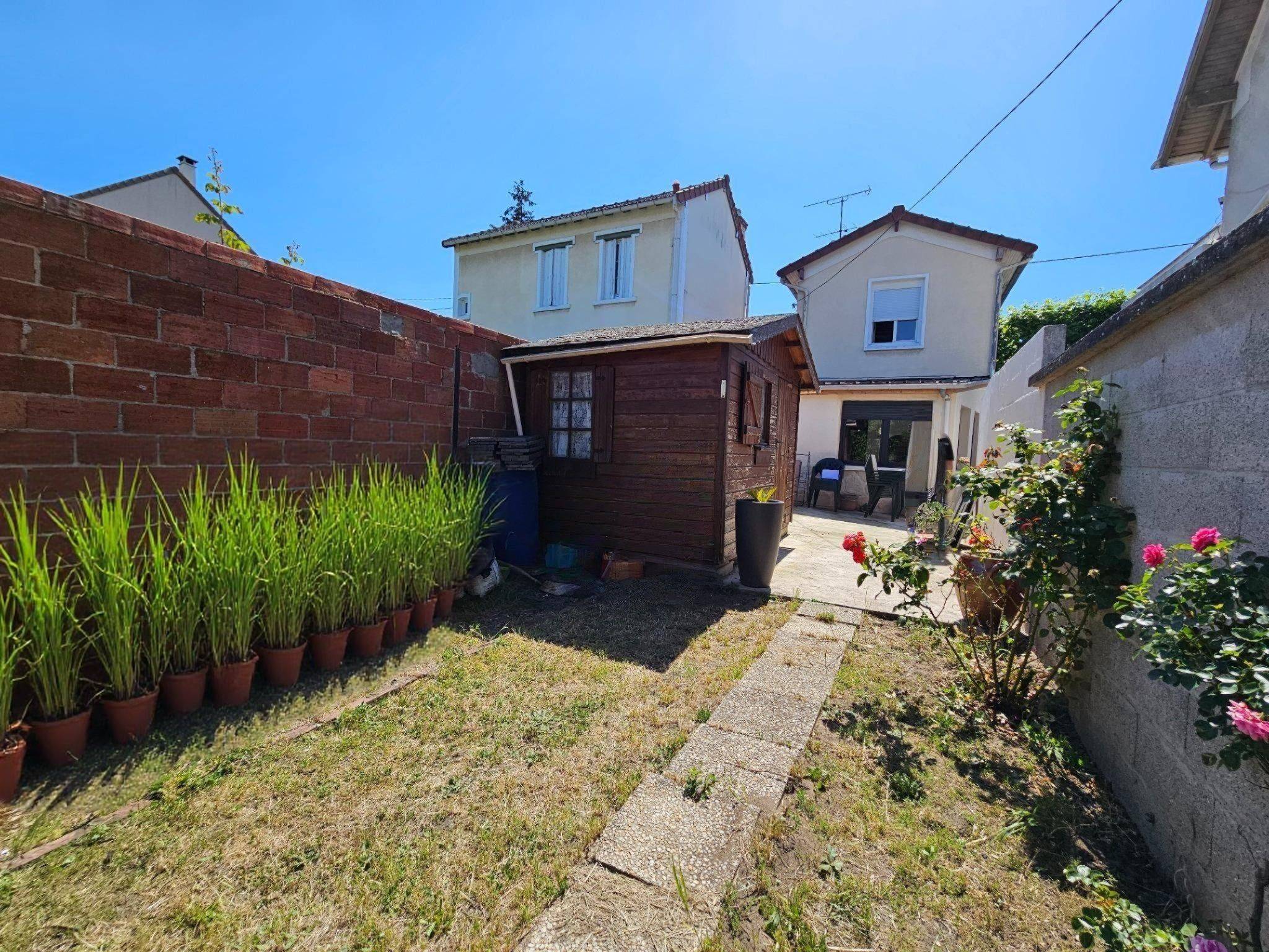 Vends maison rénovée - 75m² - sur un terrain de 197m²