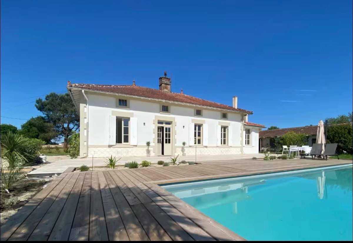 Loue villa à Biscarrosse avec piscine - 15 couchages