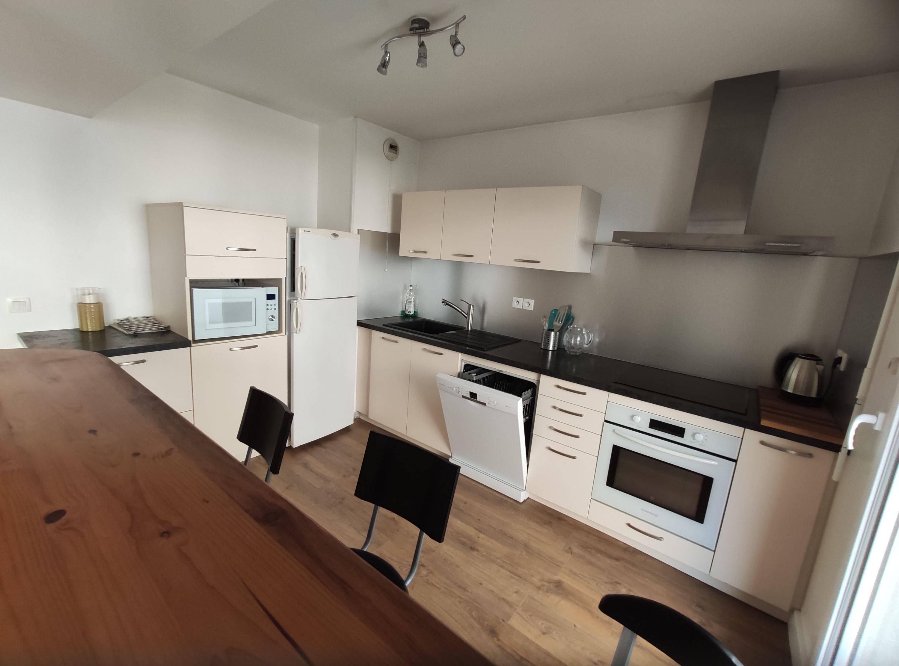 Appartement Grenoble EUROPOLE T4 meublé, colocation possible