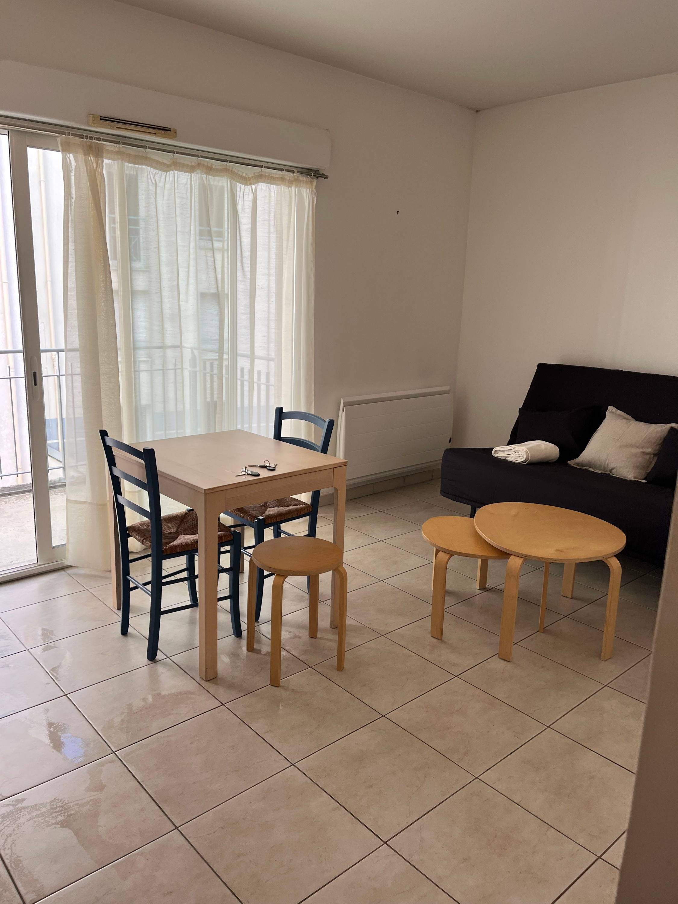 Loue studio meublé - 28m²