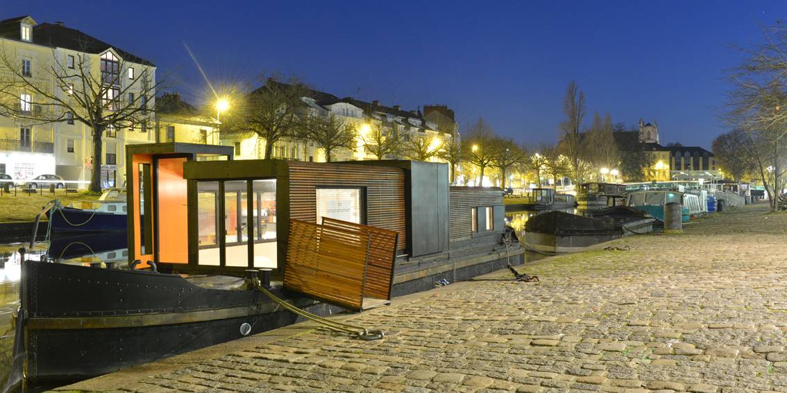 Loue péniche logement Phileas au coeur de Nantes - 3 couchages
