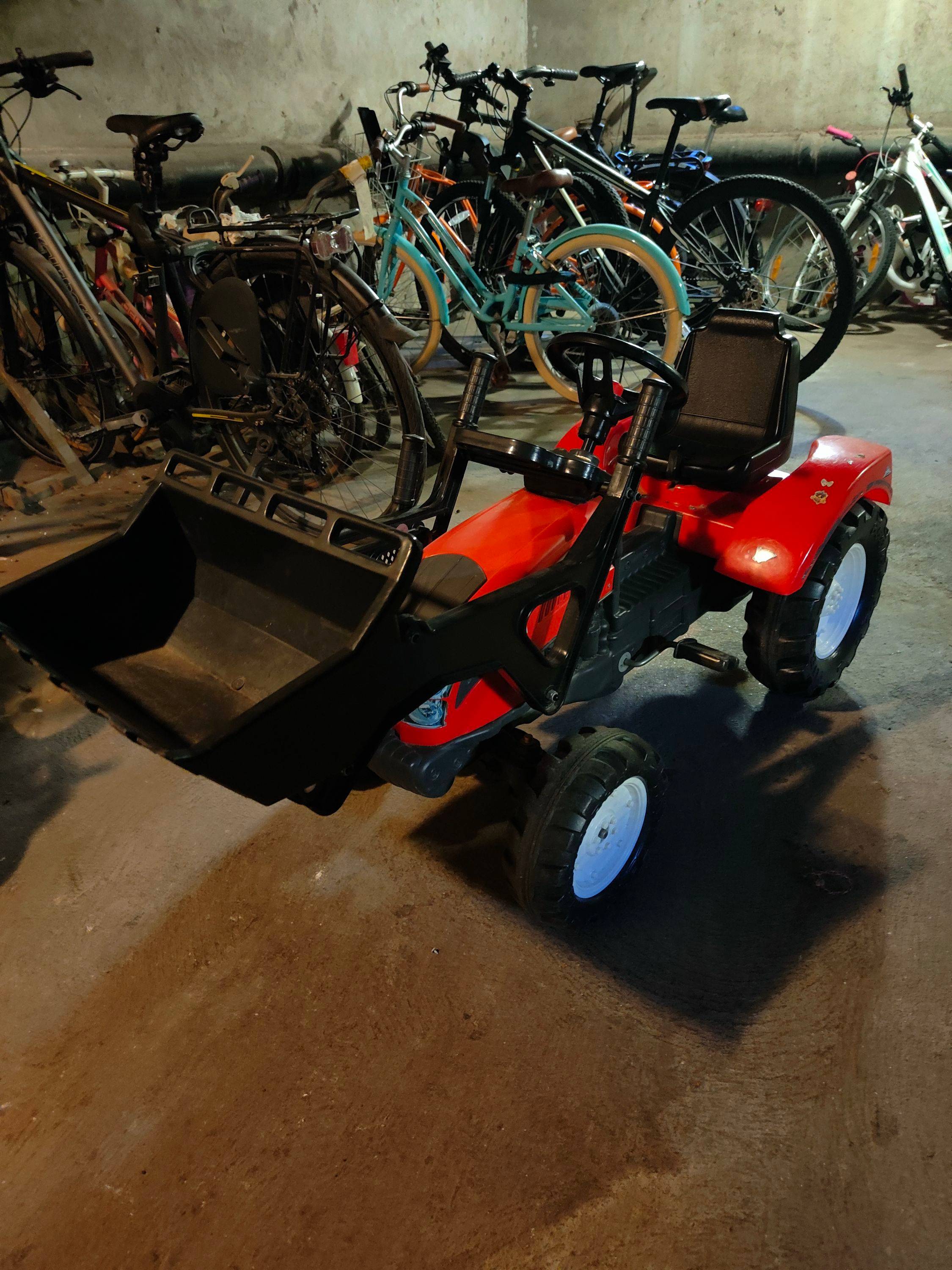 Vends tracteur pour enfant