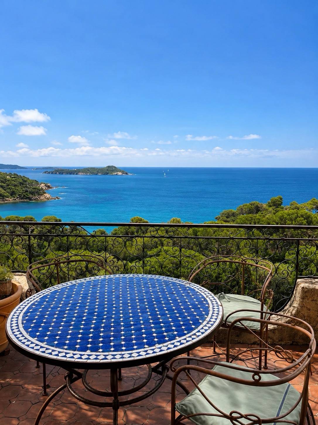 Loue appartement dans le village de Giens avec vue mer - 6 couchages
