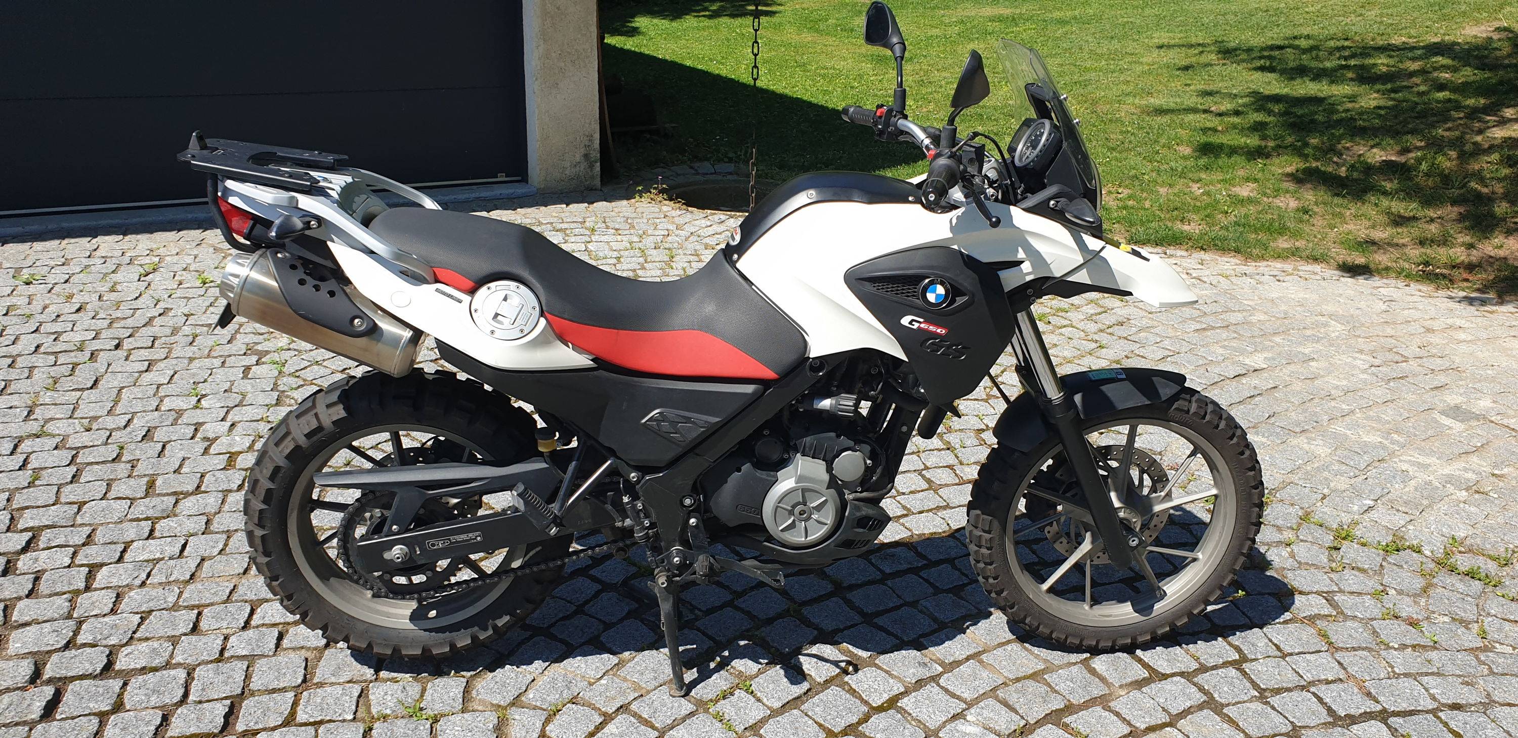 Vends moto BMW 650, 2011, 5331km