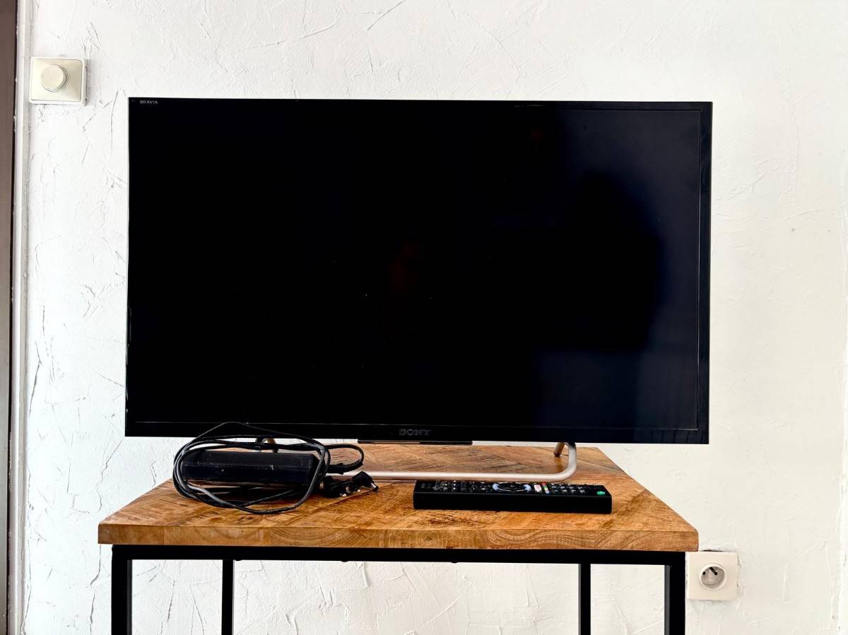 Smart TV Sony 80cm de diagonale