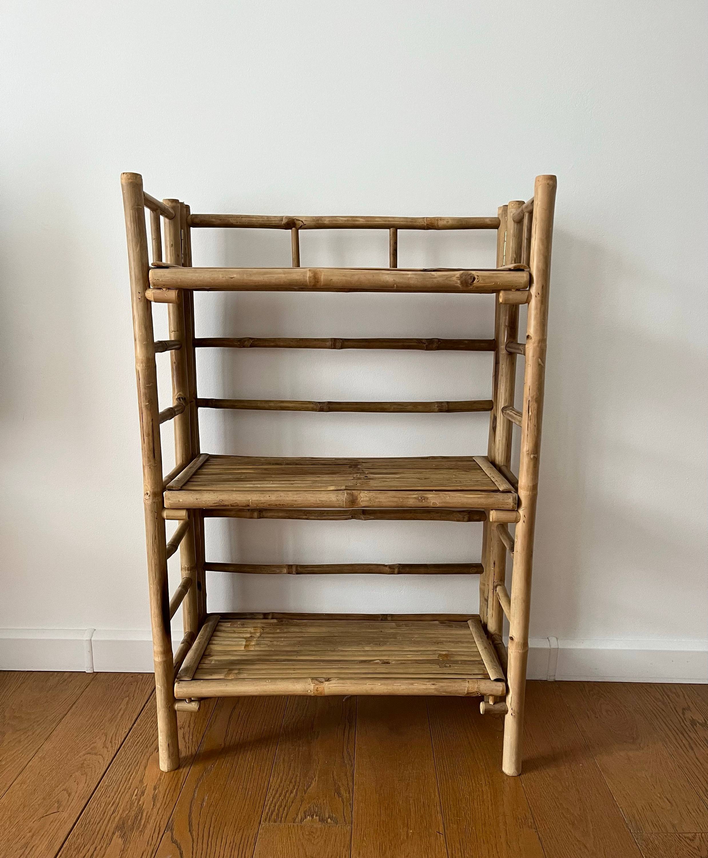 Vends petite étagère bambou