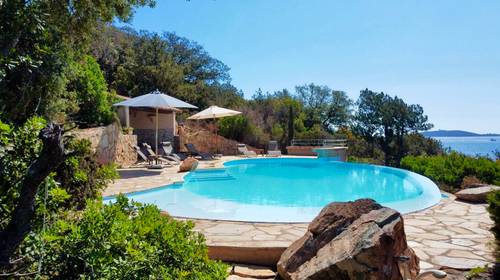 Loue villa magnifique vue mer, plage à pied - 12 couchages