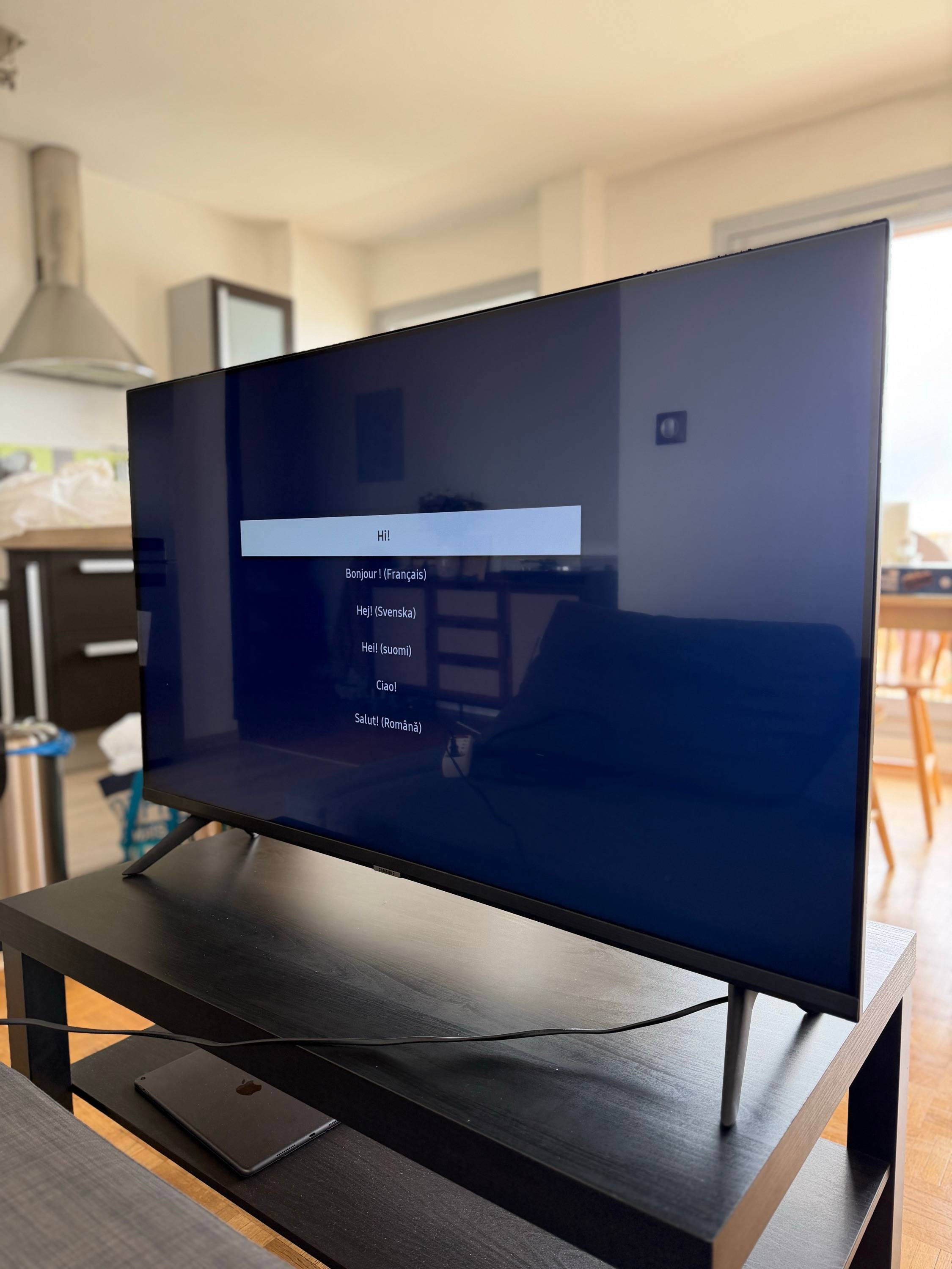 TV Samsung UE43AU6905K - 43 pouces 4K UHD Smart TV