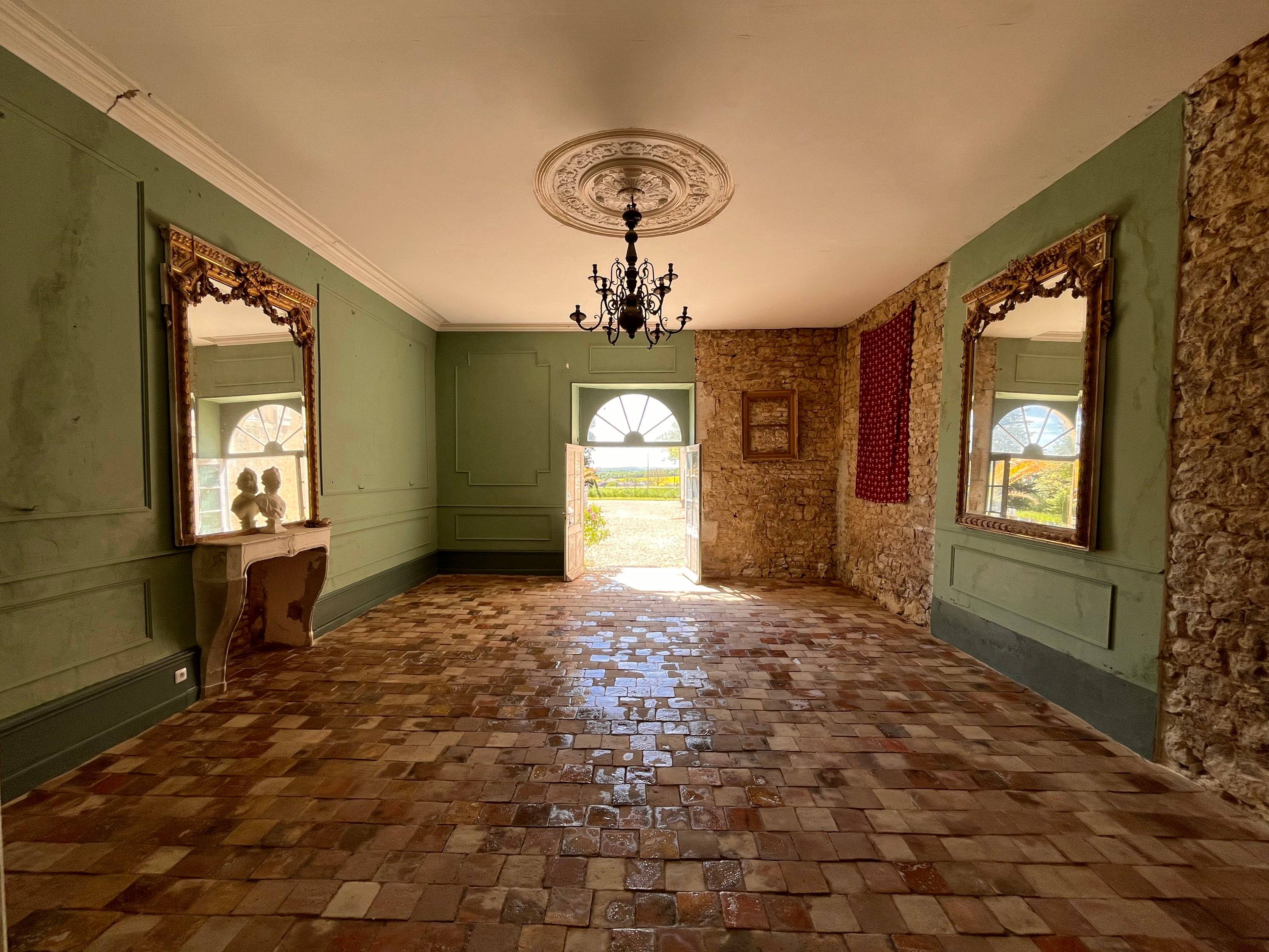 Propose ancienne orangerie à louer pour petits évènements