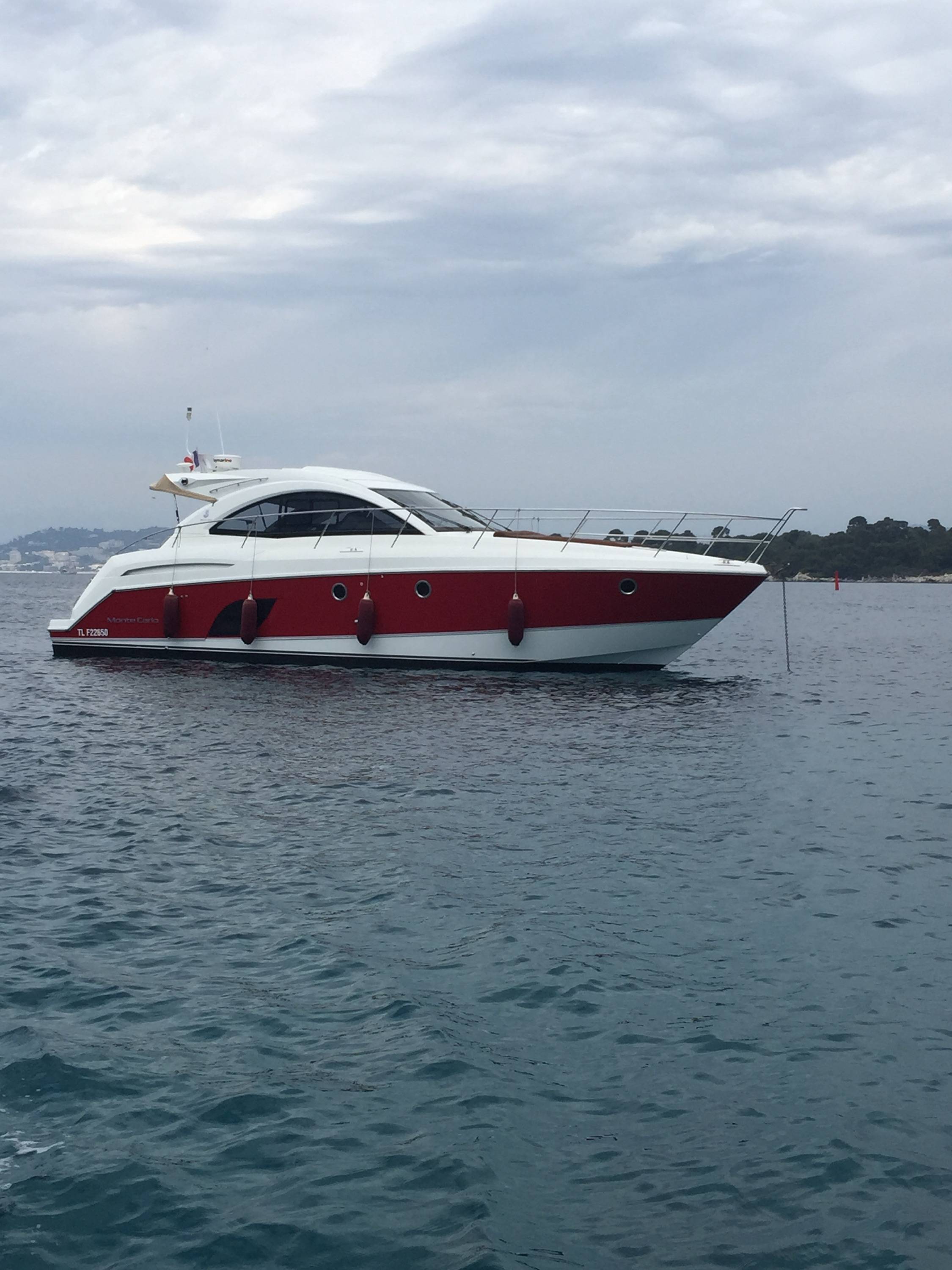 Vends bateau Monte Carlo 42 parfait état 