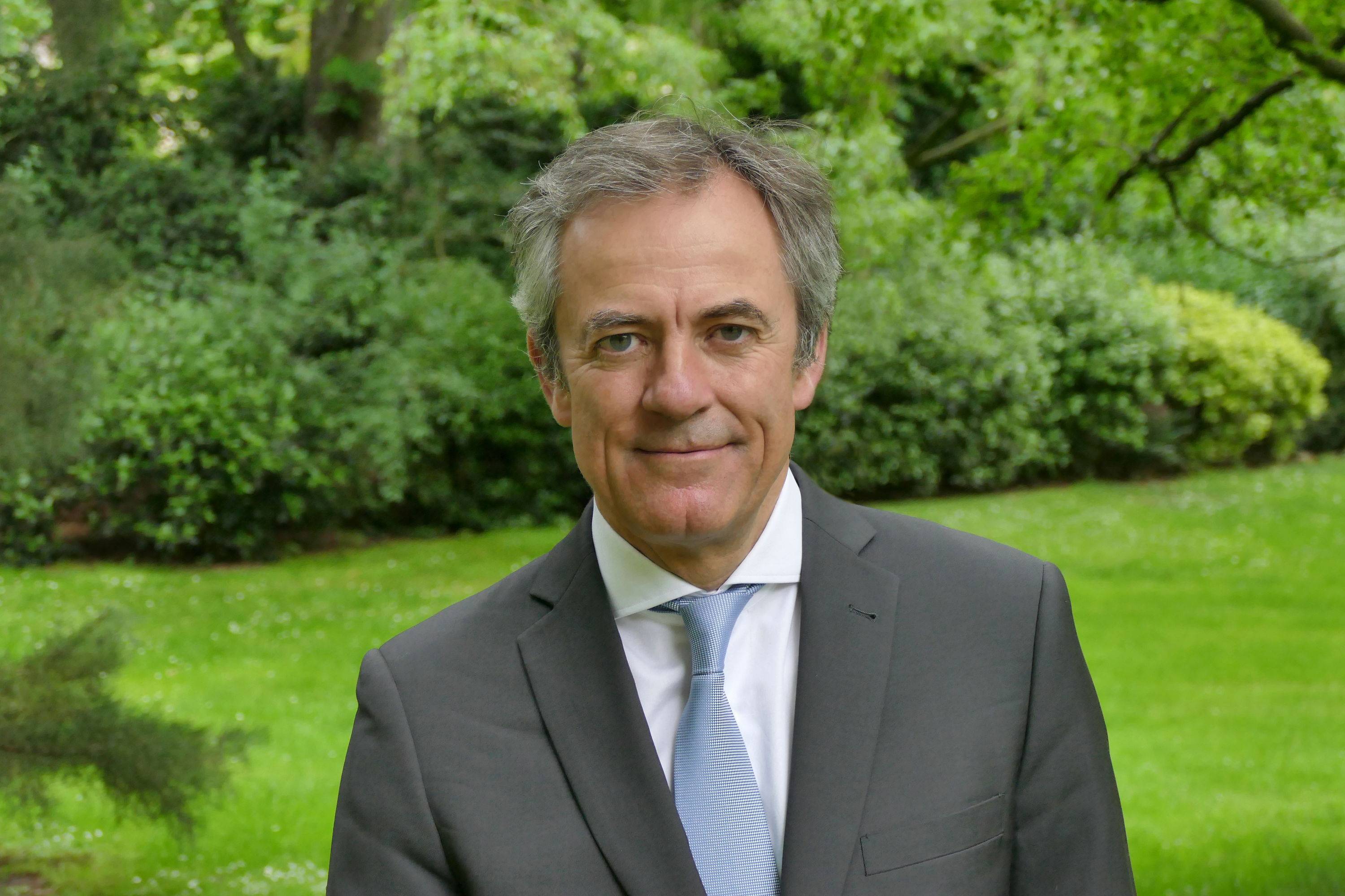 Recrute secrétaire H/F