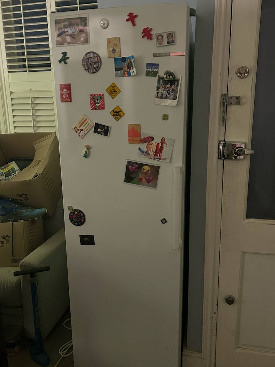 Vends frigo BOSCH - freestanding - acheté en Octobre 2024