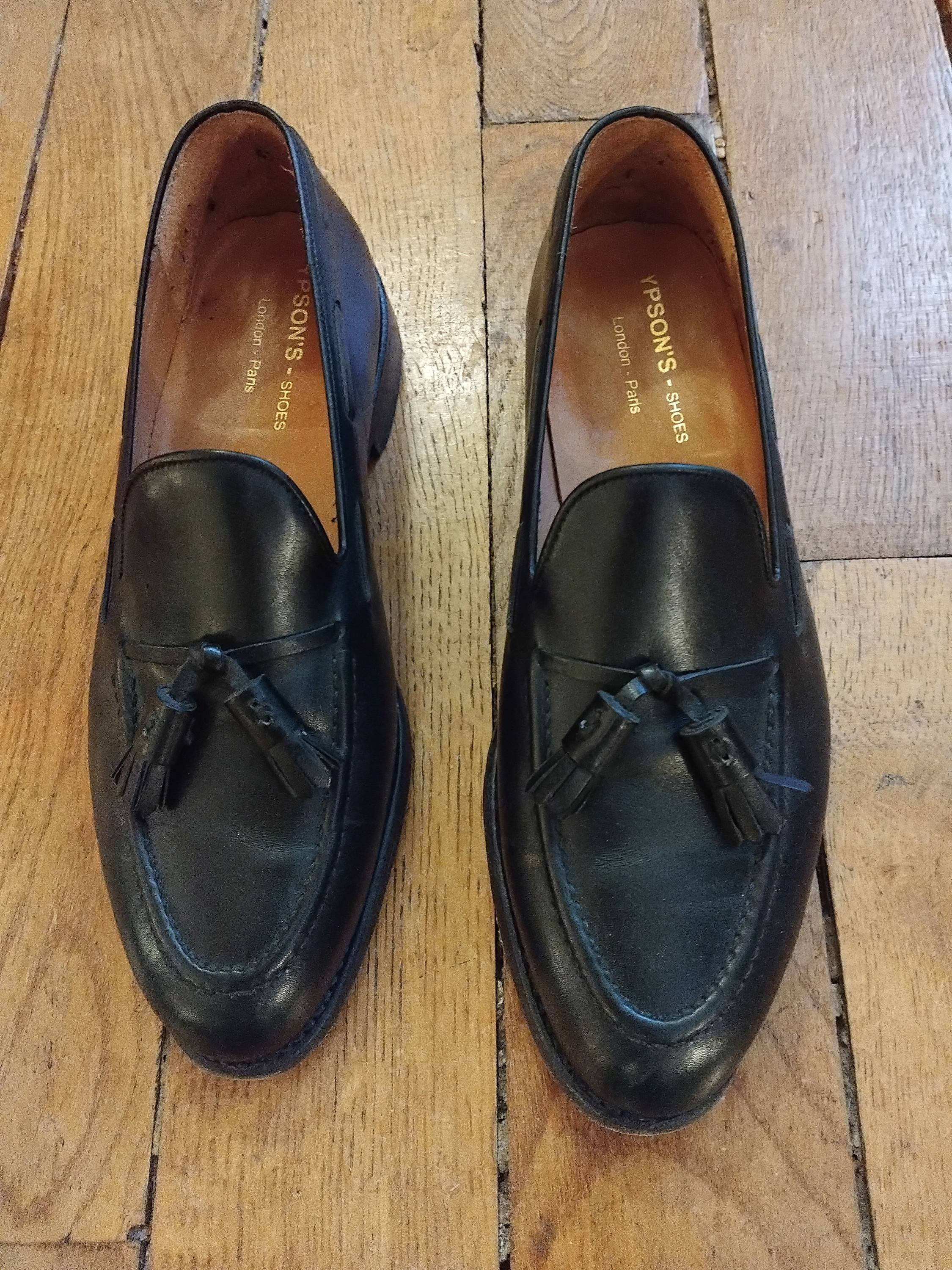 Vends une paire de mocassins noirs - Pointure 43