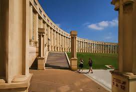 Loue spacieux T2 à Montpellier Antigone - 58m² avec parking en sous-sol