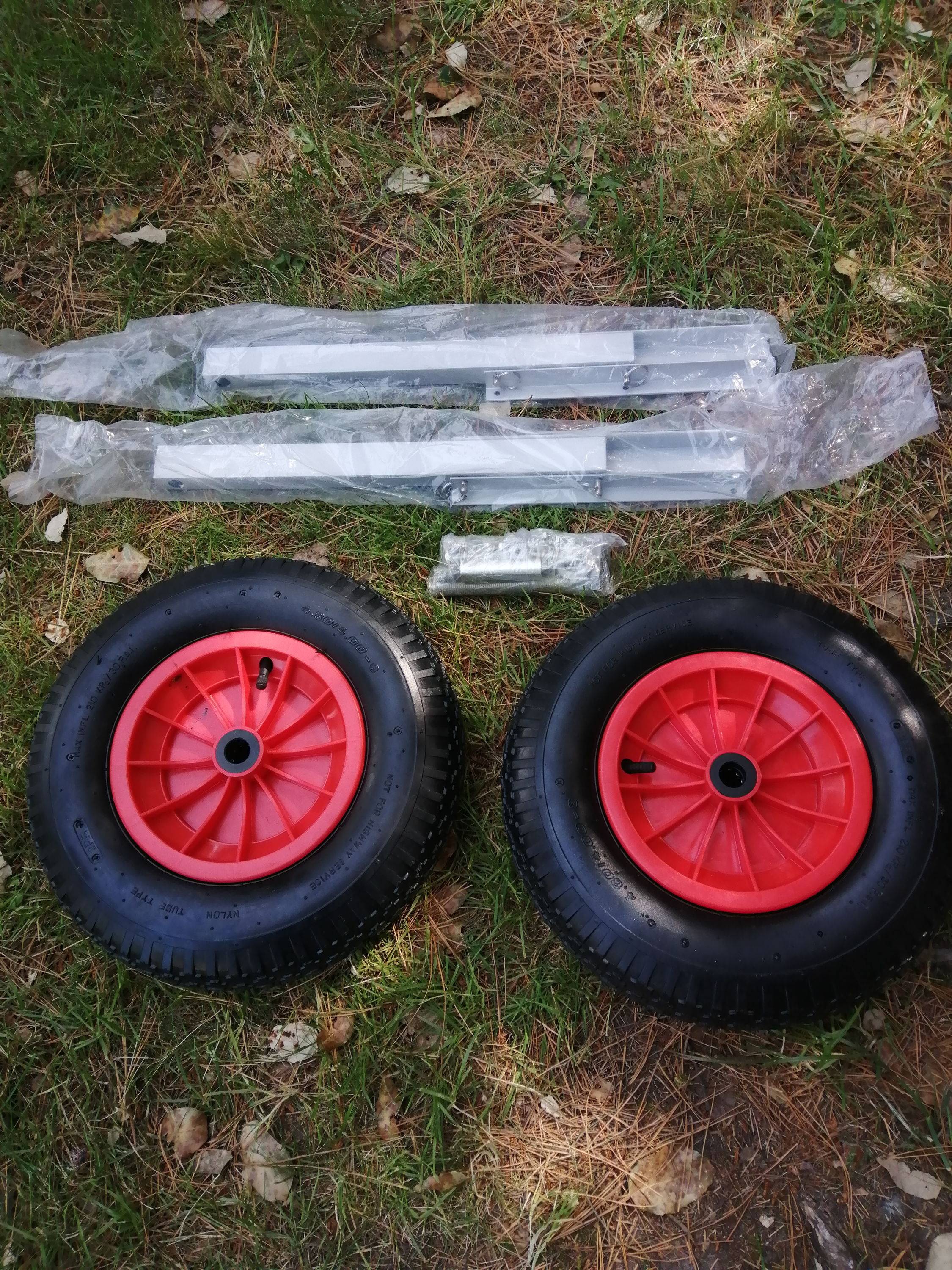 Vends Roues de Halage (1 paire Neuve) pour bateau - Marque VEVOR