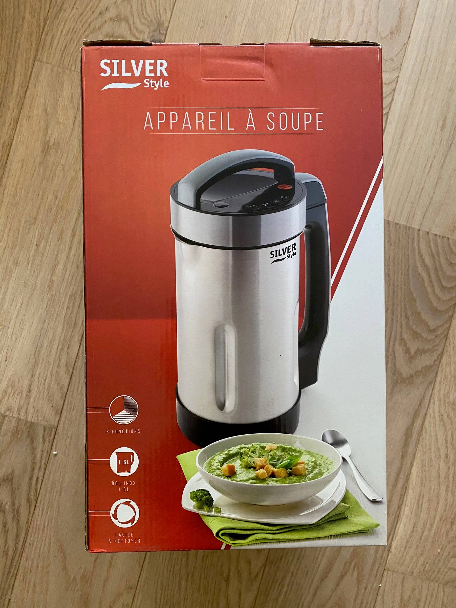 Vends appareil à soupe / mixeur / blender Silver Style