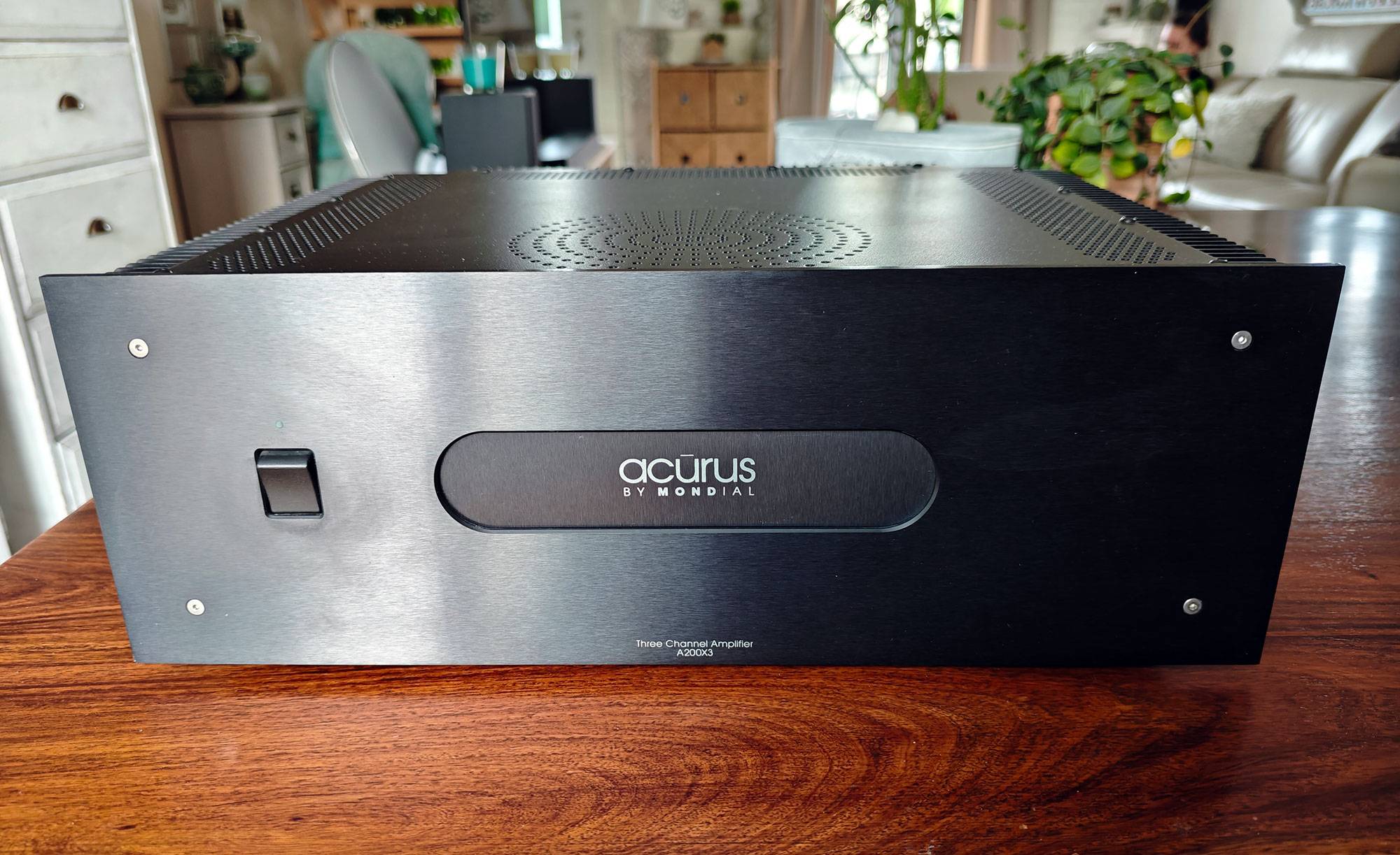 Ampli de puissance ACURUS A200x3 : Haut de Gamme pour Scène Frontale