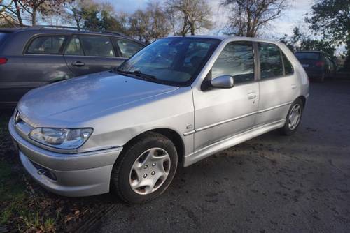 Vends Peugeot 306 1.8 16V Cachemire, 2000, 250660km