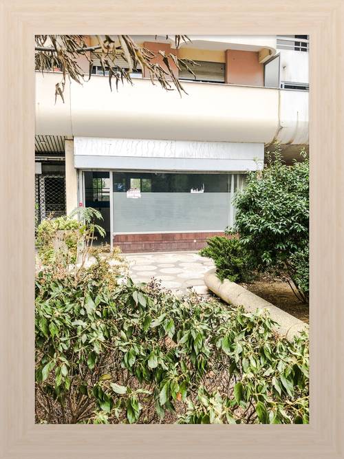 Vends bureaux gardiennés, accès PMR, 160m² avec 2 parkings et 2 caves, à coté métro et bus, Paris 19ème